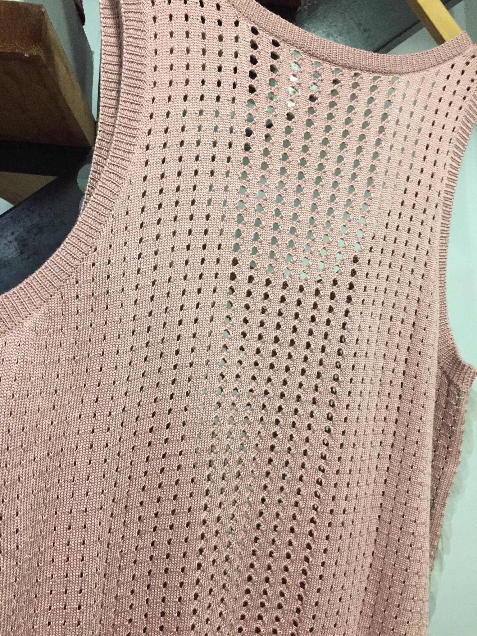 Bottega Veneta BOTTEGA VENETA PAILLETTE EMBELLISHED OPEN KNIT SILK TANK TOP Size M / US 6-8 / IT 42-44 - 4 Thumbnail
