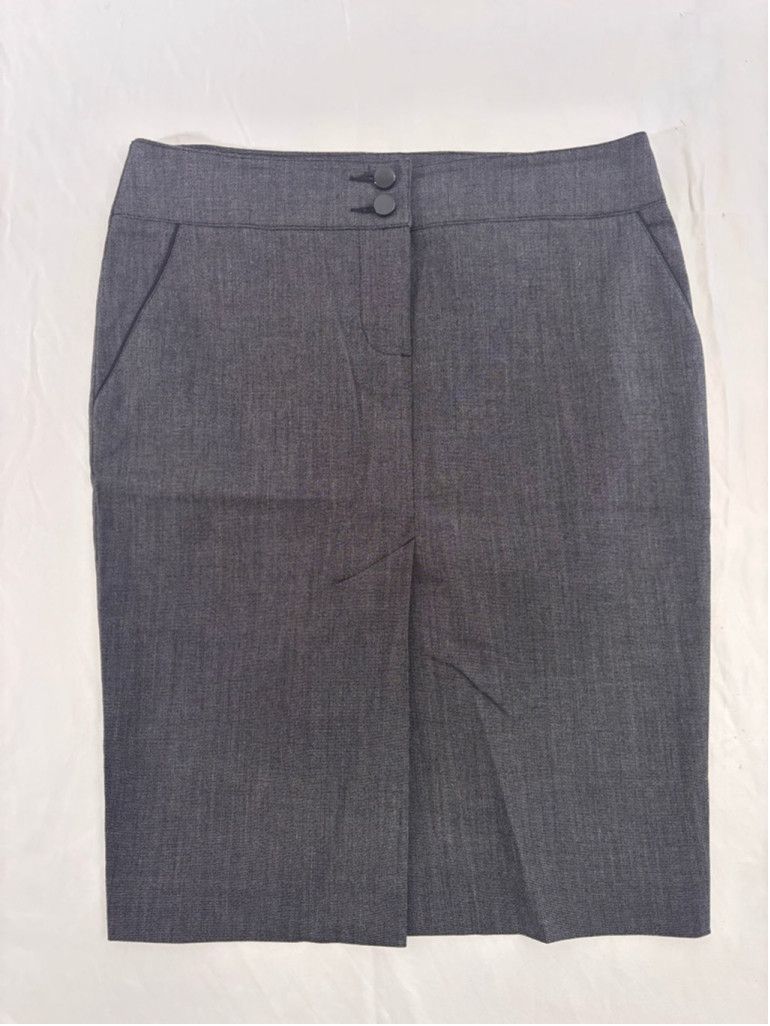 Bebe Women's Bebe Gray Pencil Skirt Size 2 Size 26" / US 2 / IT 38 - 1 Thumbnail