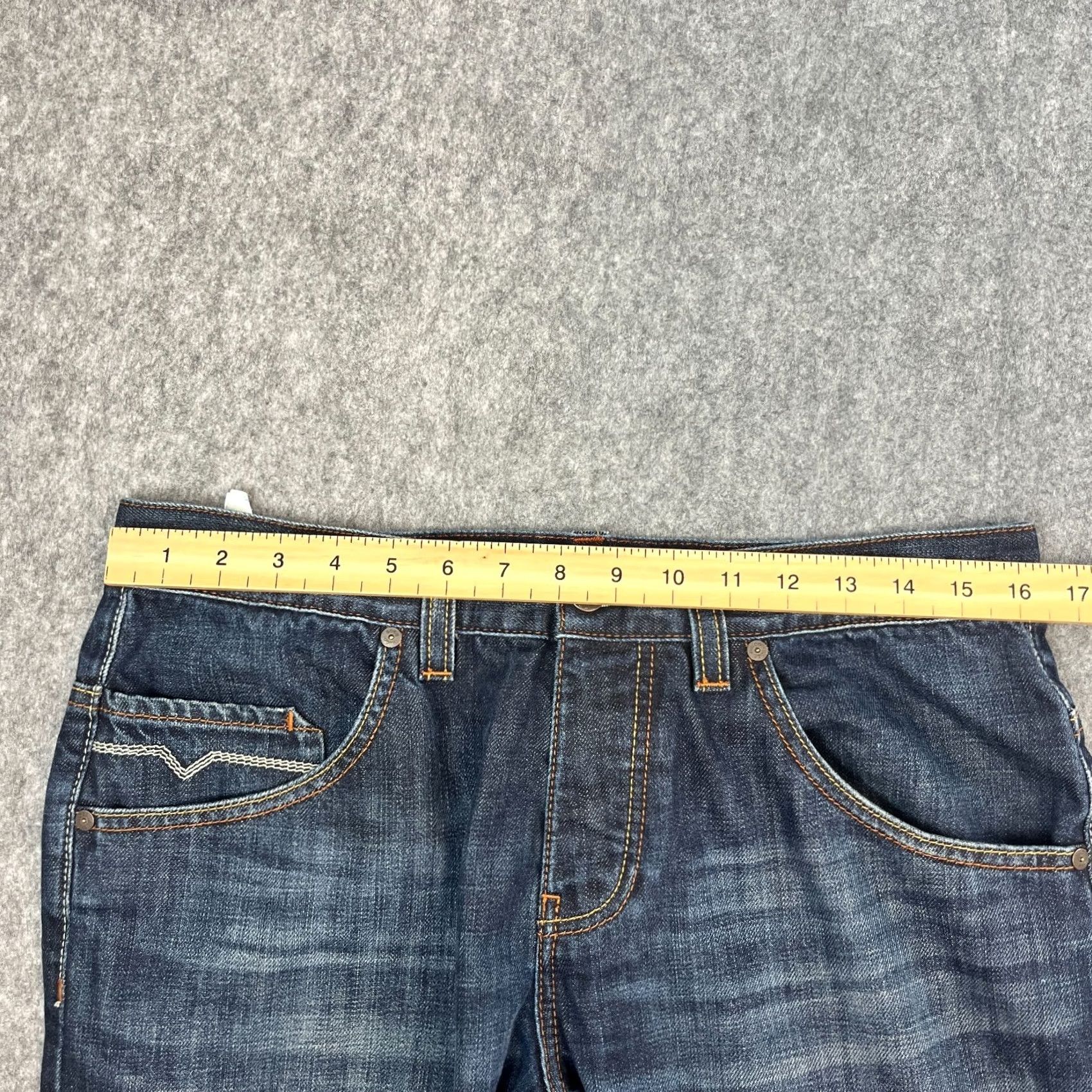 Hugo Boss HUGO BOSS Jeans Regular Straight 34 32 Dark Wash Blue Whiskers Jeans Mens Regular 34in 32in Denim 5-Pocket Design Cotton Fabric Wash Dark Vintage No Size US 34 / EU 50 - 6 Thumbnail