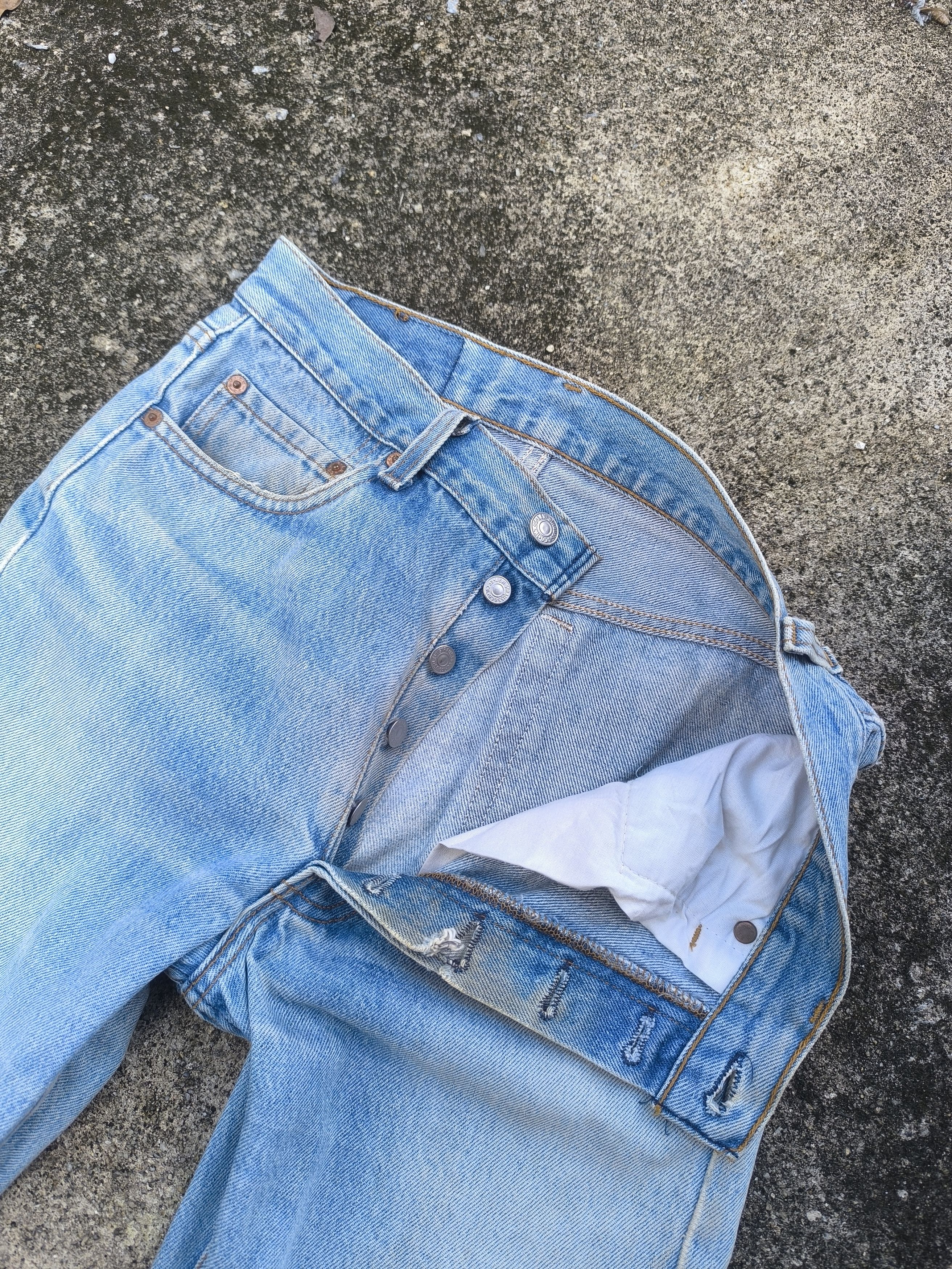Levi's × Vintage 90s VINTAGE LEVIS 501xx made in USA Size US 28 / EU 44 - 4 Thumbnail