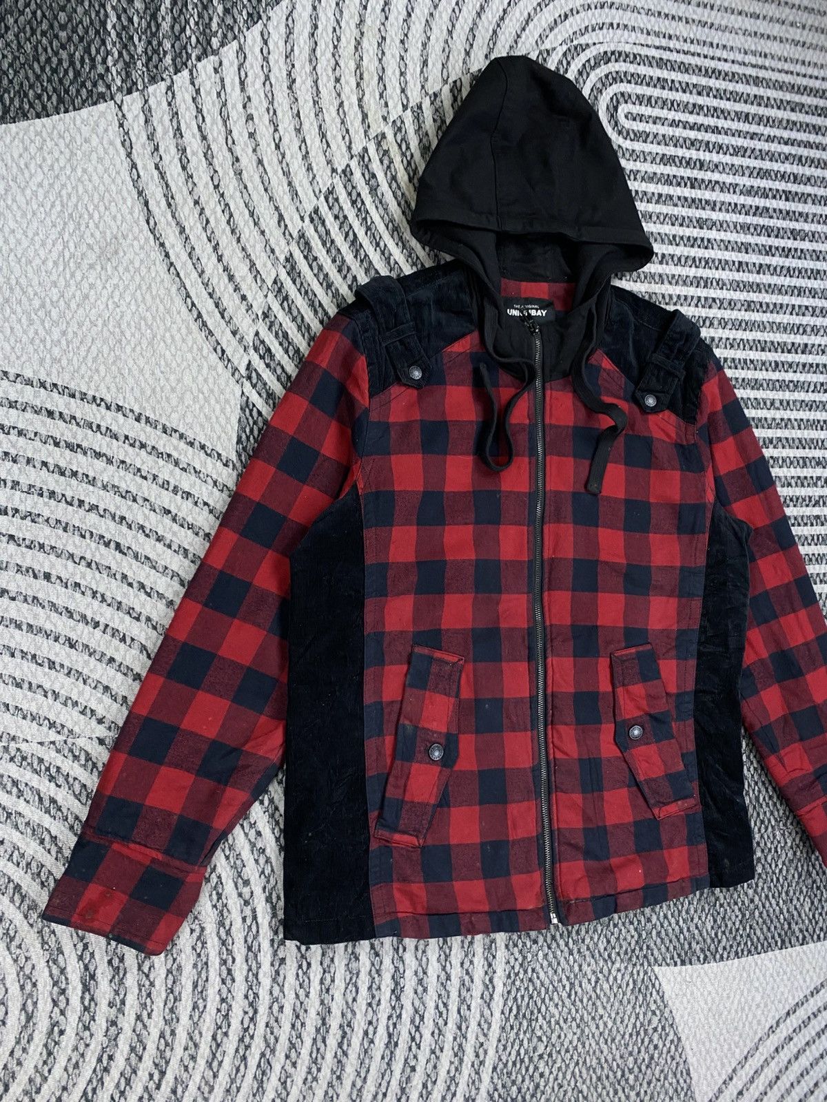 UNIONBAY Vintage UNIONBAY Red & Black Checked Zip-Up Hooded Jacket Size US M / EU 48-50 / 2 - 4 Thumbnail
