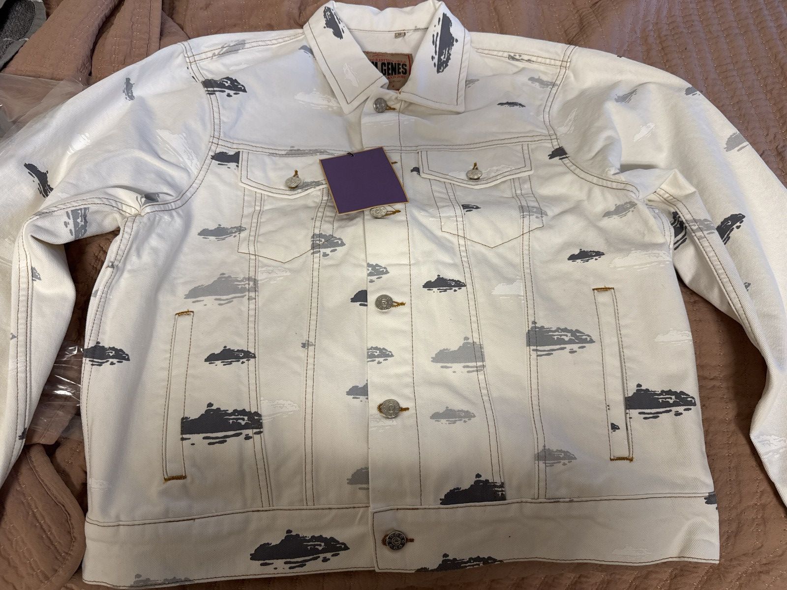 Corteiz Corteiz Alcatraz Pattern Denim Jacket- White Size US M / EU 48-50 / 2 - 1 Thumbnail