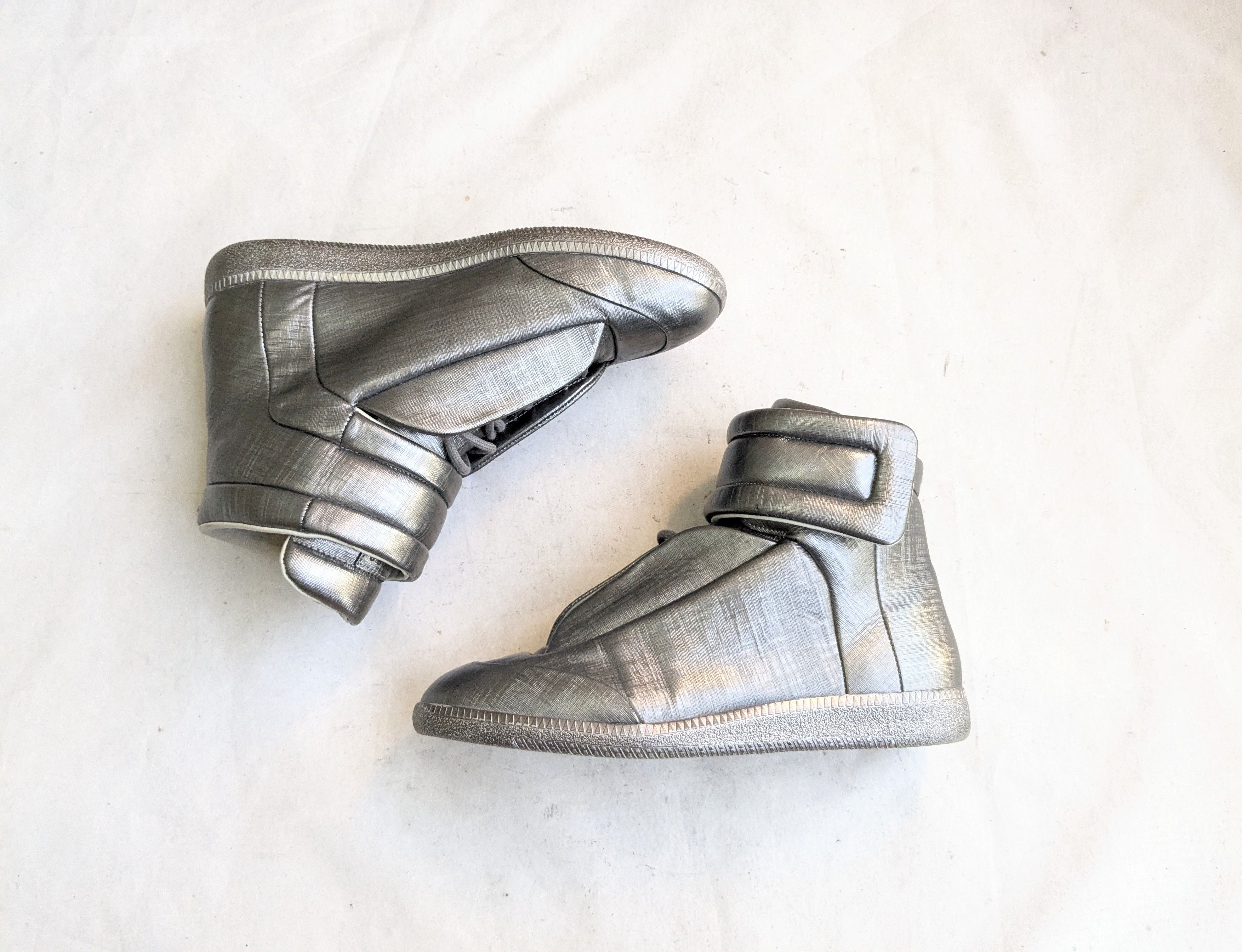 8/26まで出品 Martin Margiela future high Maison Martin Margiela Future Sneakers Sz 41/US 8-8.5 Black