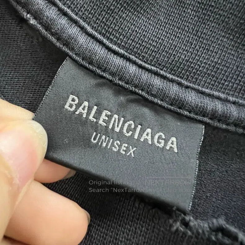 Balenciaga Balenciaga Distressed Tape Logo Short Sleeve Size US S / EU 44-46 / 1 - 5 Thumbnail