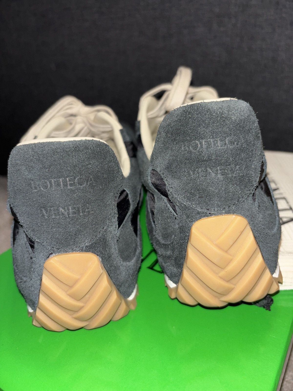 Bottega Veneta Bottega Veneta Orbit Flash Black and White Size US 11 / EU 44 - 4 Thumbnail