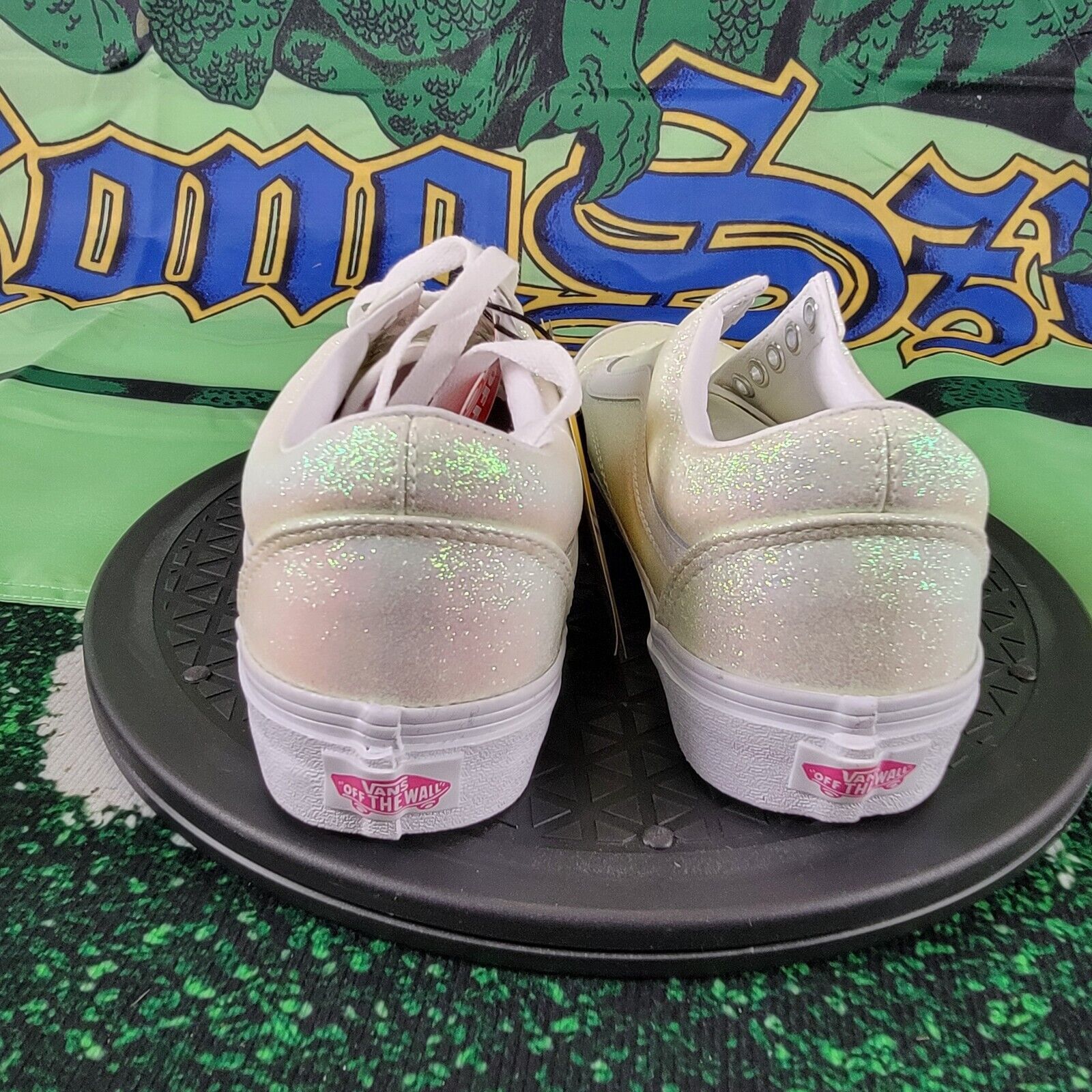 Vans Vans Adult Old Skool Sneakers Size M7 W8.5 Pink/True White Size US 7 / EU 40 - 3 Thumbnail