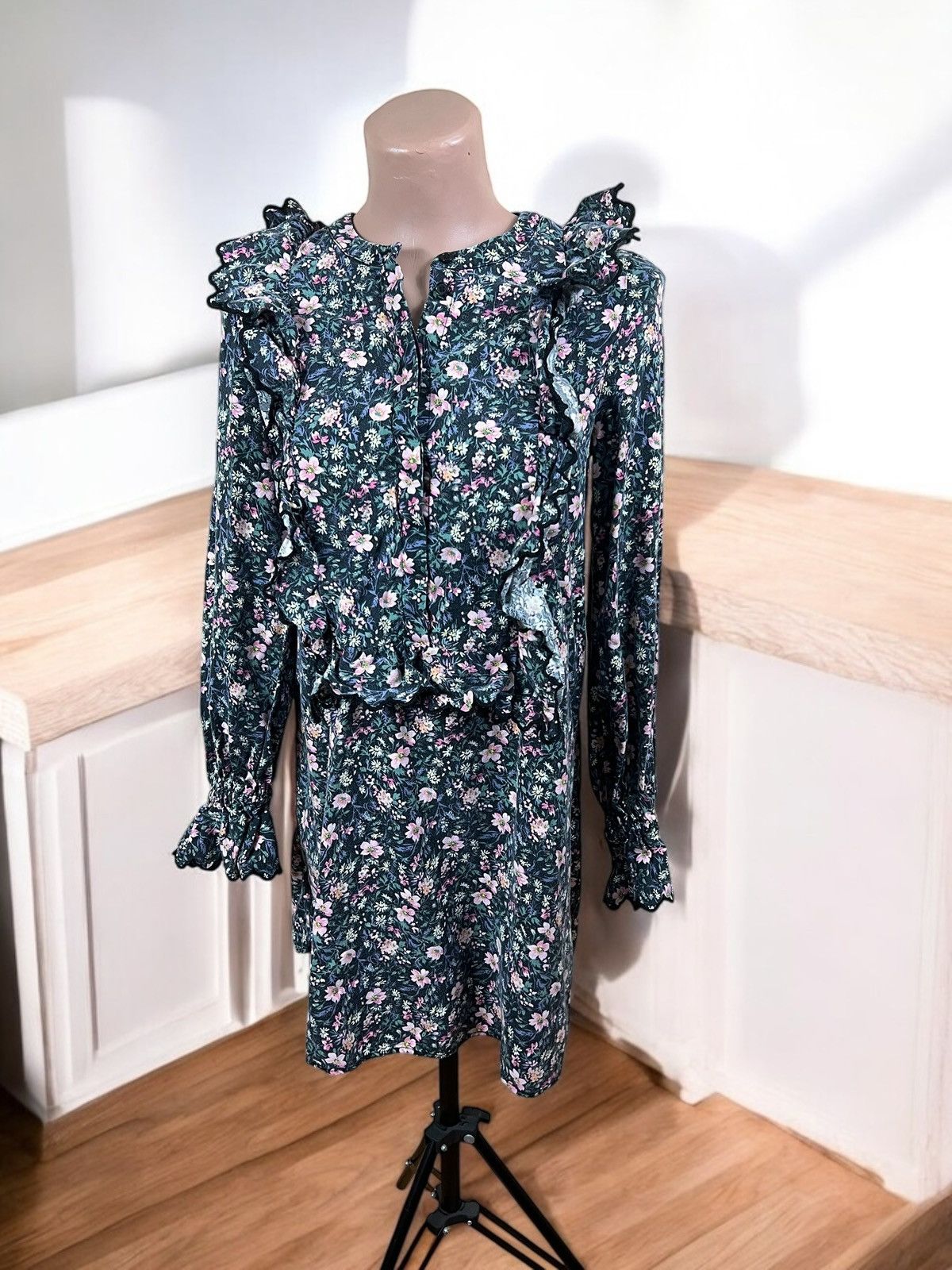 & Other Stories & Other Stories mini dress size S floral pattern Size S / US 4 / IT 40 - 1 Thumbnail