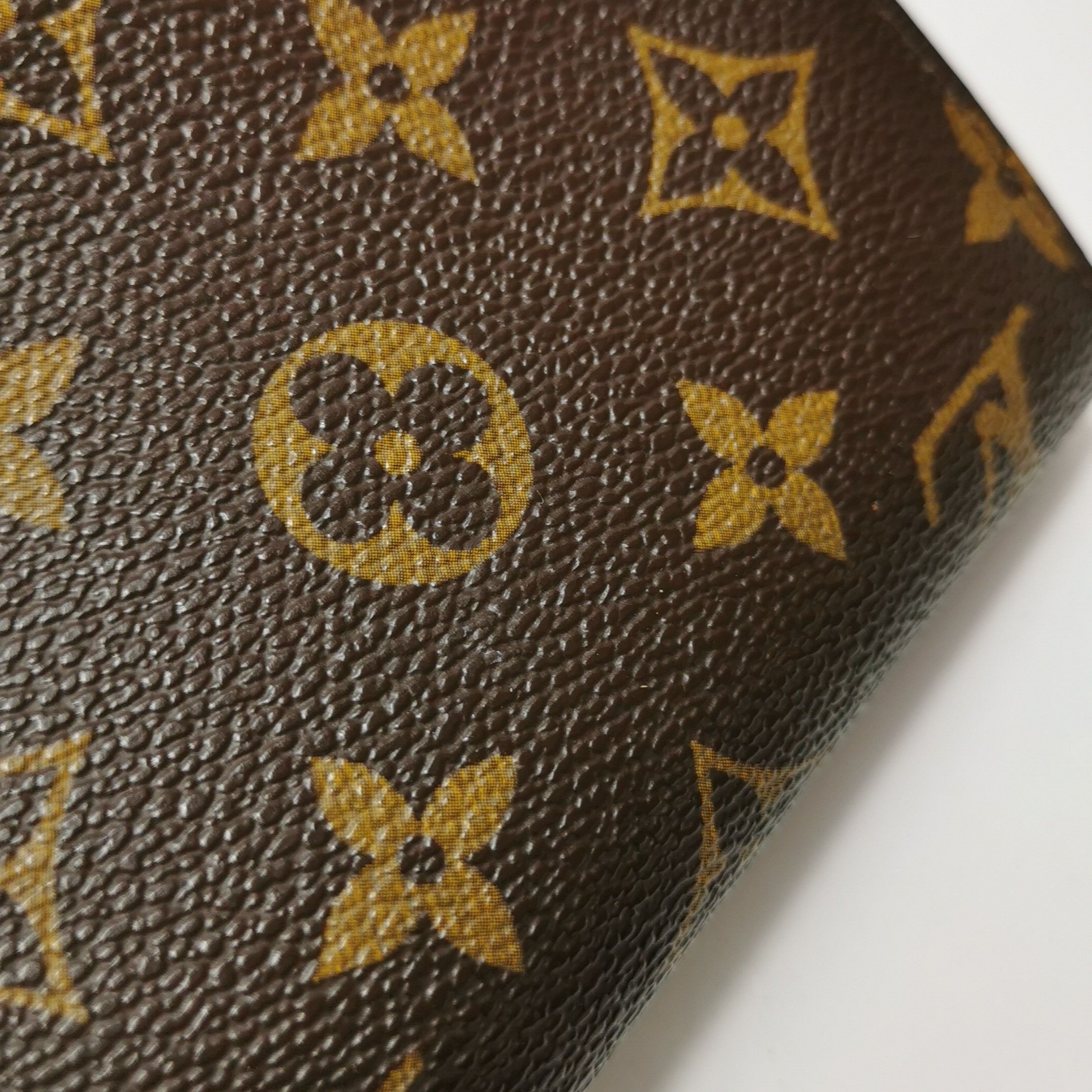 Louis Vuitton Louis Vuitton (LV) Joey cowhide vegetable tanned leather Mo Size ONE SIZE - 6 Thumbnail