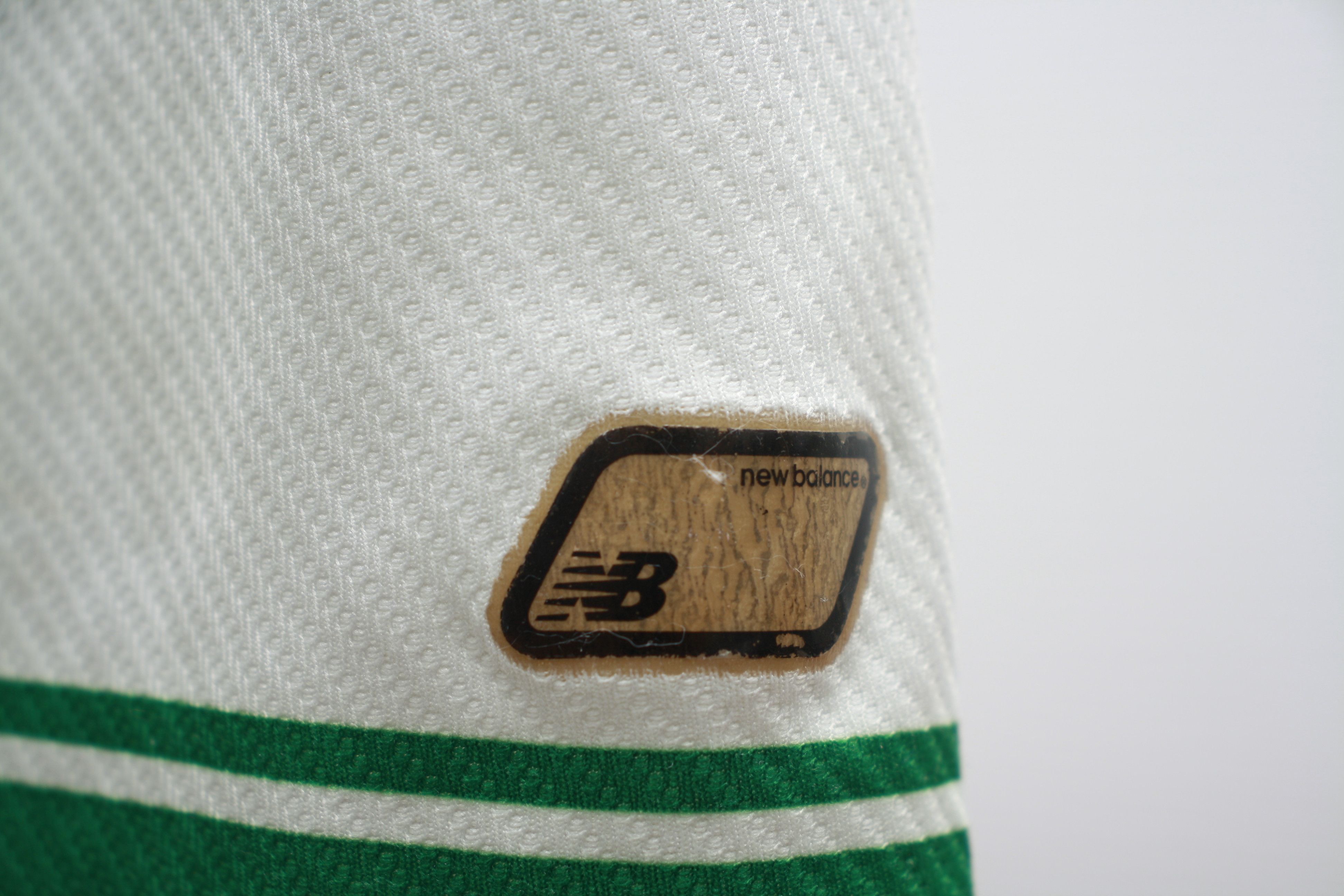 New Balance Football Shirt Celtic Glasgow Hoops New Balance Jersey Size US L / EU 52-54 / 3 - 9 Thumbnail