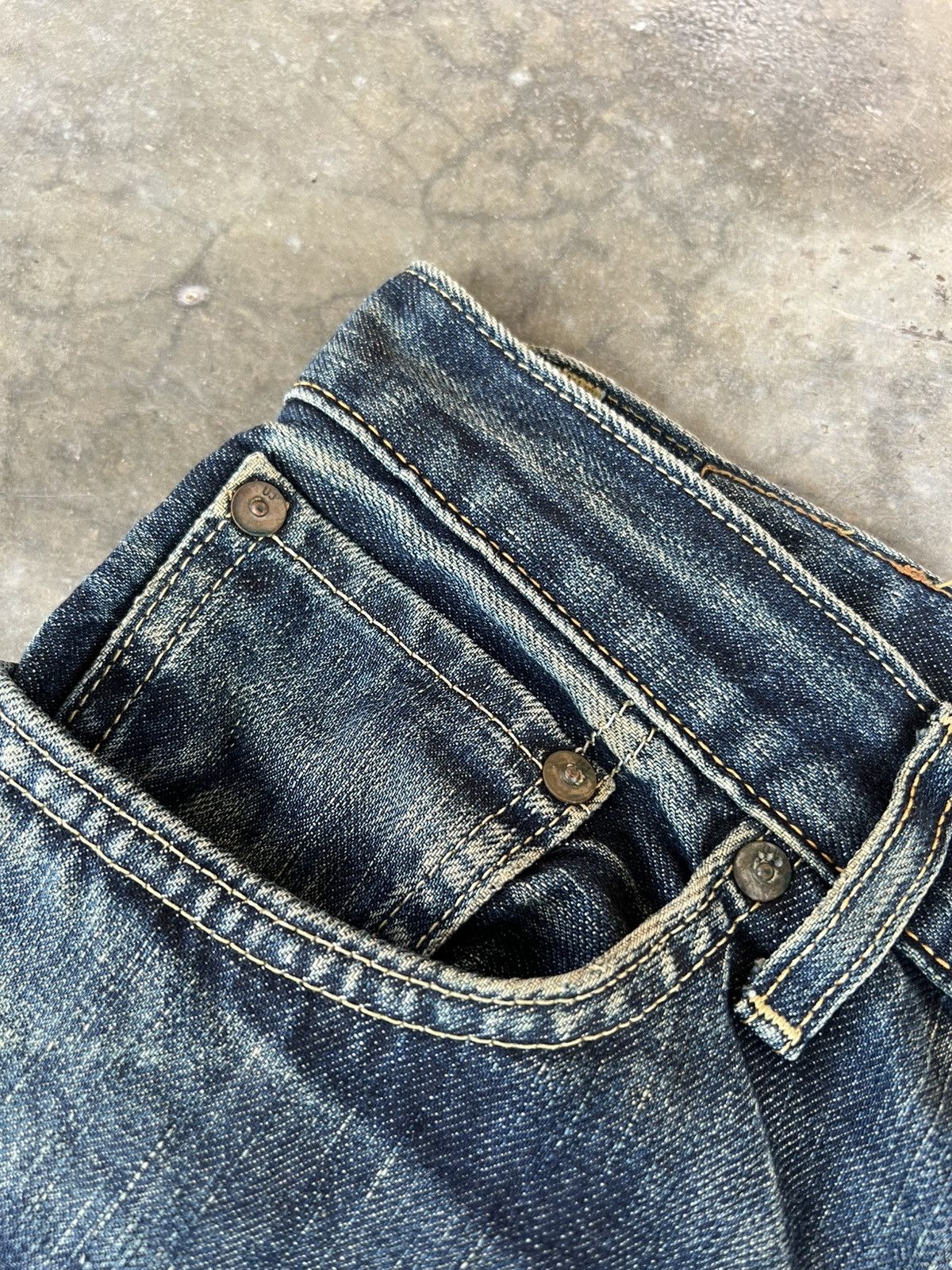 Japanese Brand Vintage Uniqlo UJ S002 Japanese Brand Jean Size US 31 - 13 Thumbnail