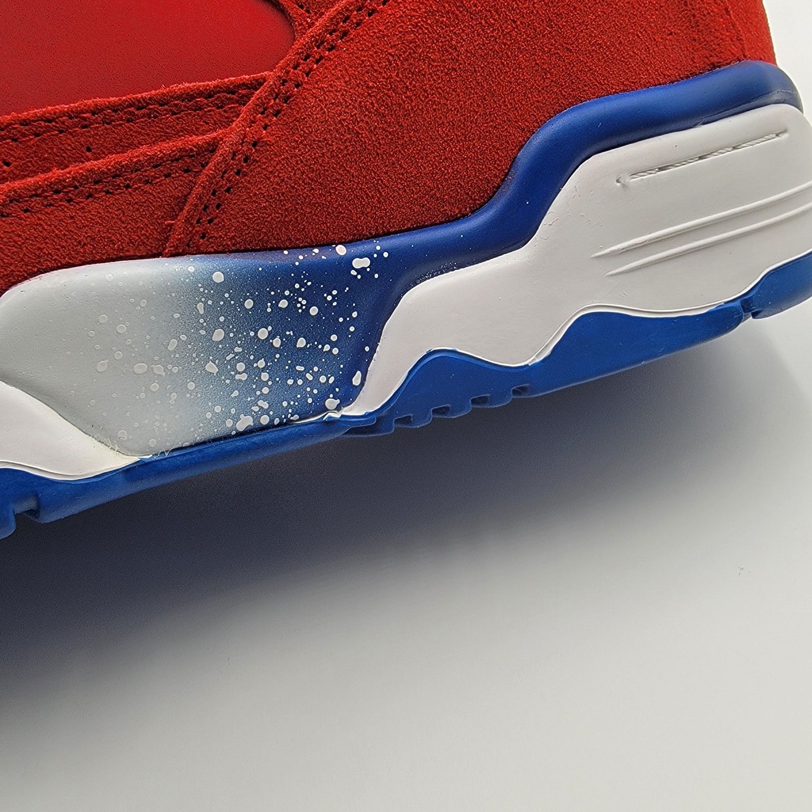 Ewing Athletics Ewing Athletics 33 Hi Montreal (Red) Sz 11 Mens 1BM02079-616 Size US 11 / EU 44 - 8 Thumbnail
