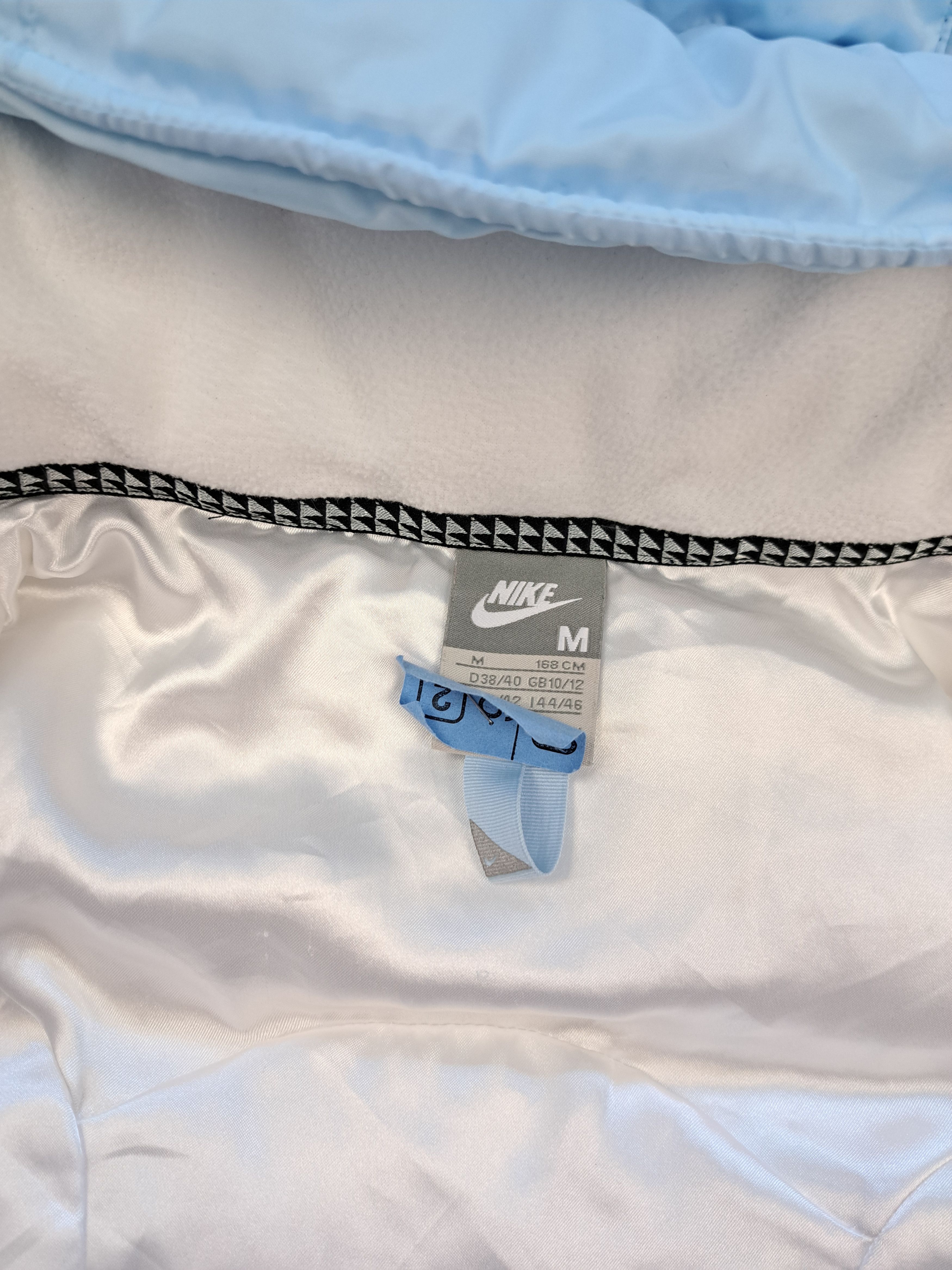 Nike Vintage 00s Nike Baby Blue Down Jacket y2k Gorpcore ACG Size M / US 6-8 / IT 42-44 - 4 Thumbnail