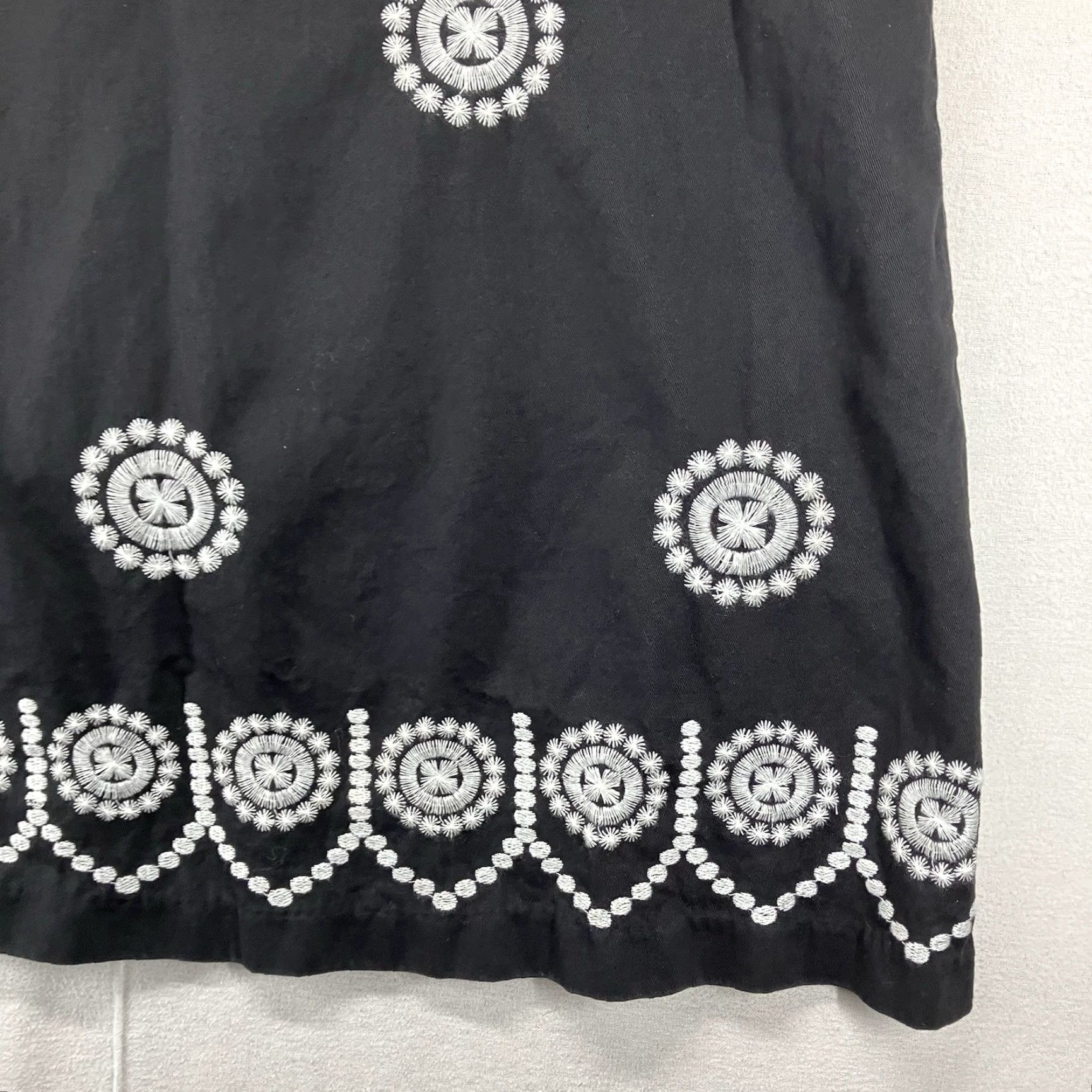 Vintage VINTAGE Sweet Salt Skirt A-Line Womens XL Black White Floral Embroidered Knee Length Lined Zipper Cotton Polyester Casual 90s Bohemian Gothic Rock Size 40" / US 18 - 5 Thumbnail