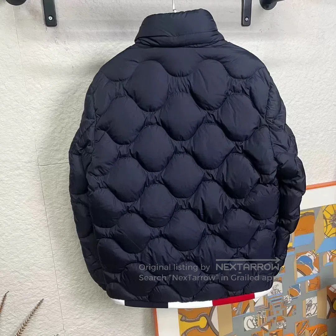 Moncler Moncler Diamond Sleeve Badge Down Jacket. Size US L / EU 52-54 / 3 - 2 Thumbnail