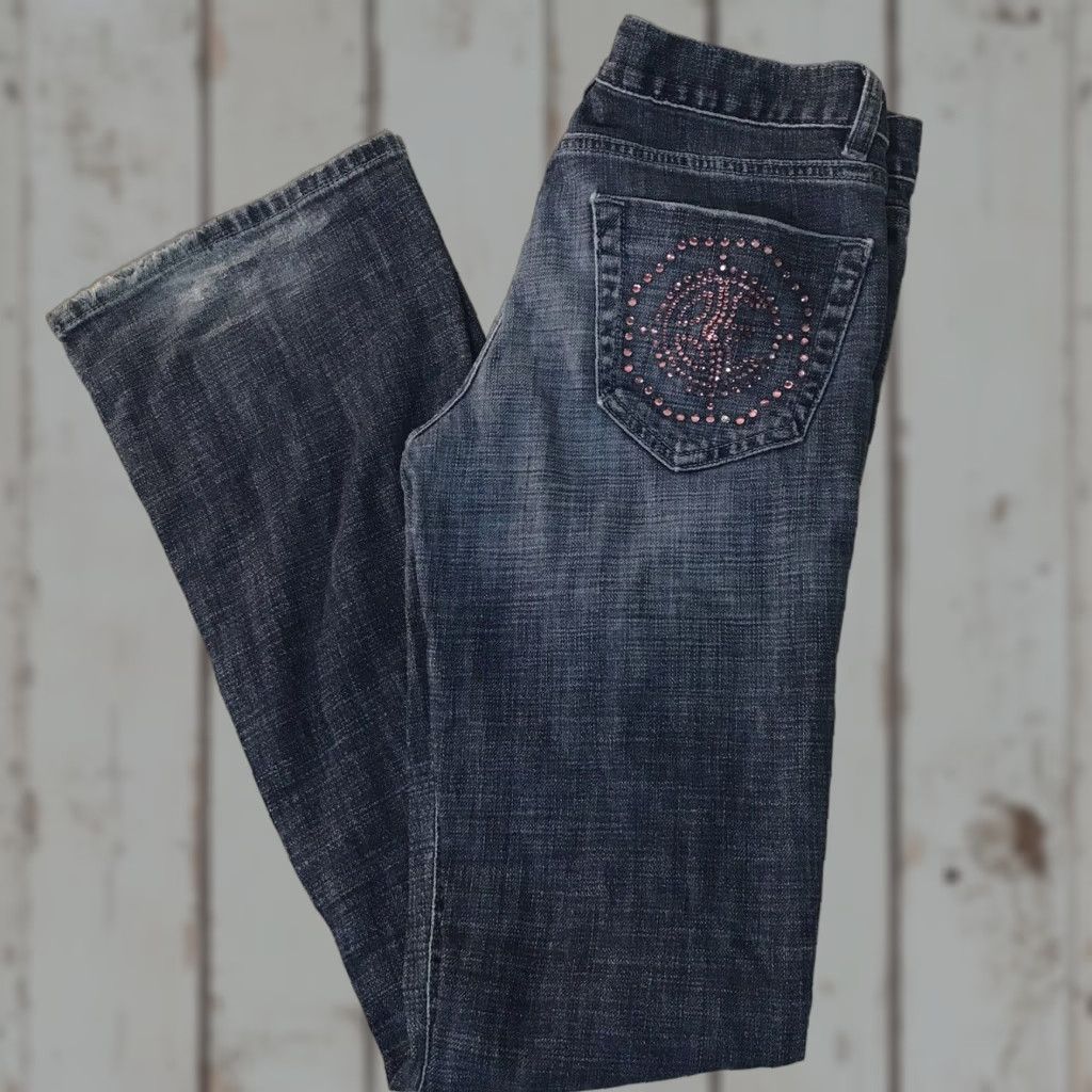 Bebe VINTAGE Bebe Flared Jeans Womens Size 27 Low Rise 90s Bohemian Blue Denim Mexico Size 27" / US 4 / IT 40 - 1 Thumbnail