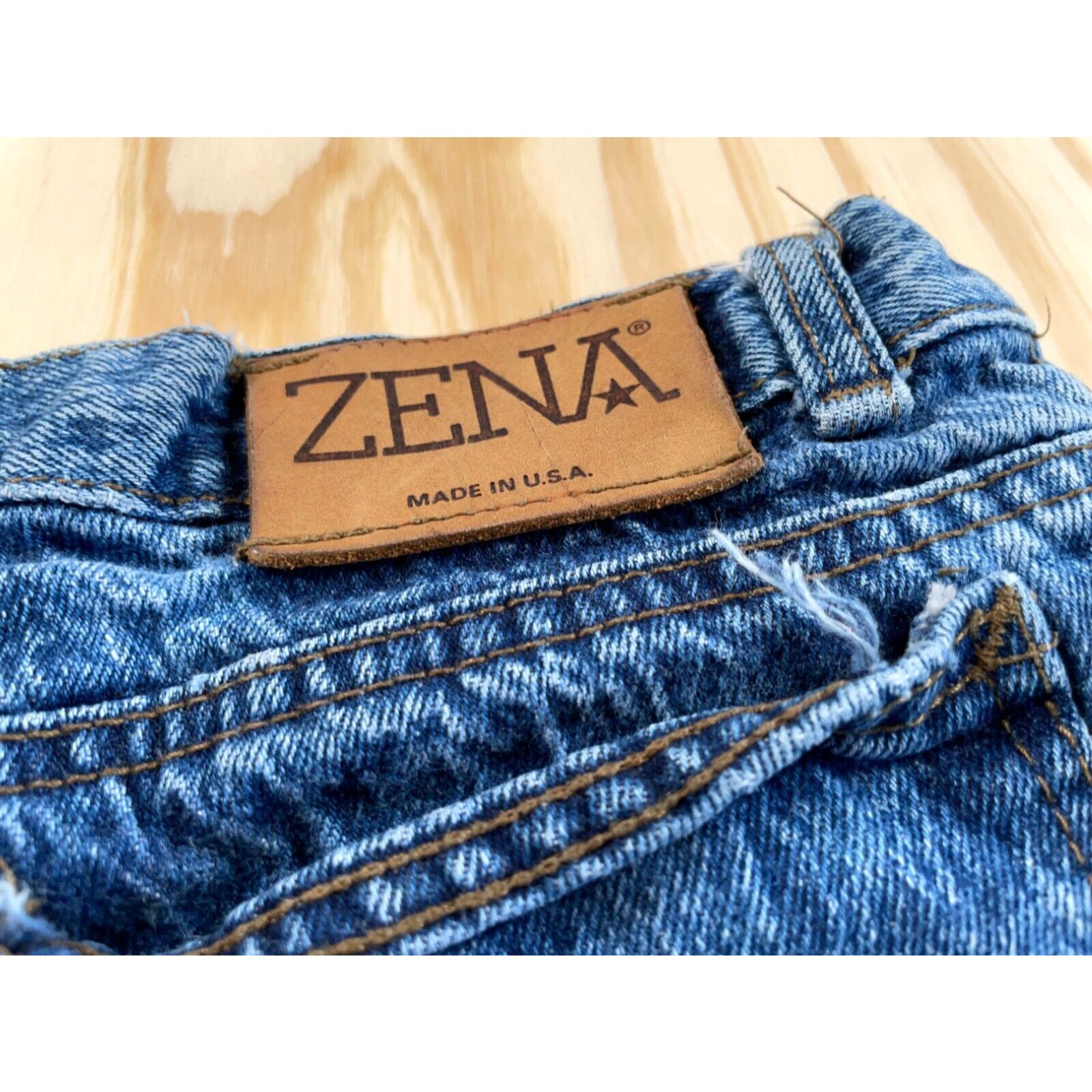 Vintage VTG 80s High Waisted Bleached Mom Jeans Women's 30 x 30 Blue Denim Zena Tapered Size ONE SIZE - 3 Thumbnail