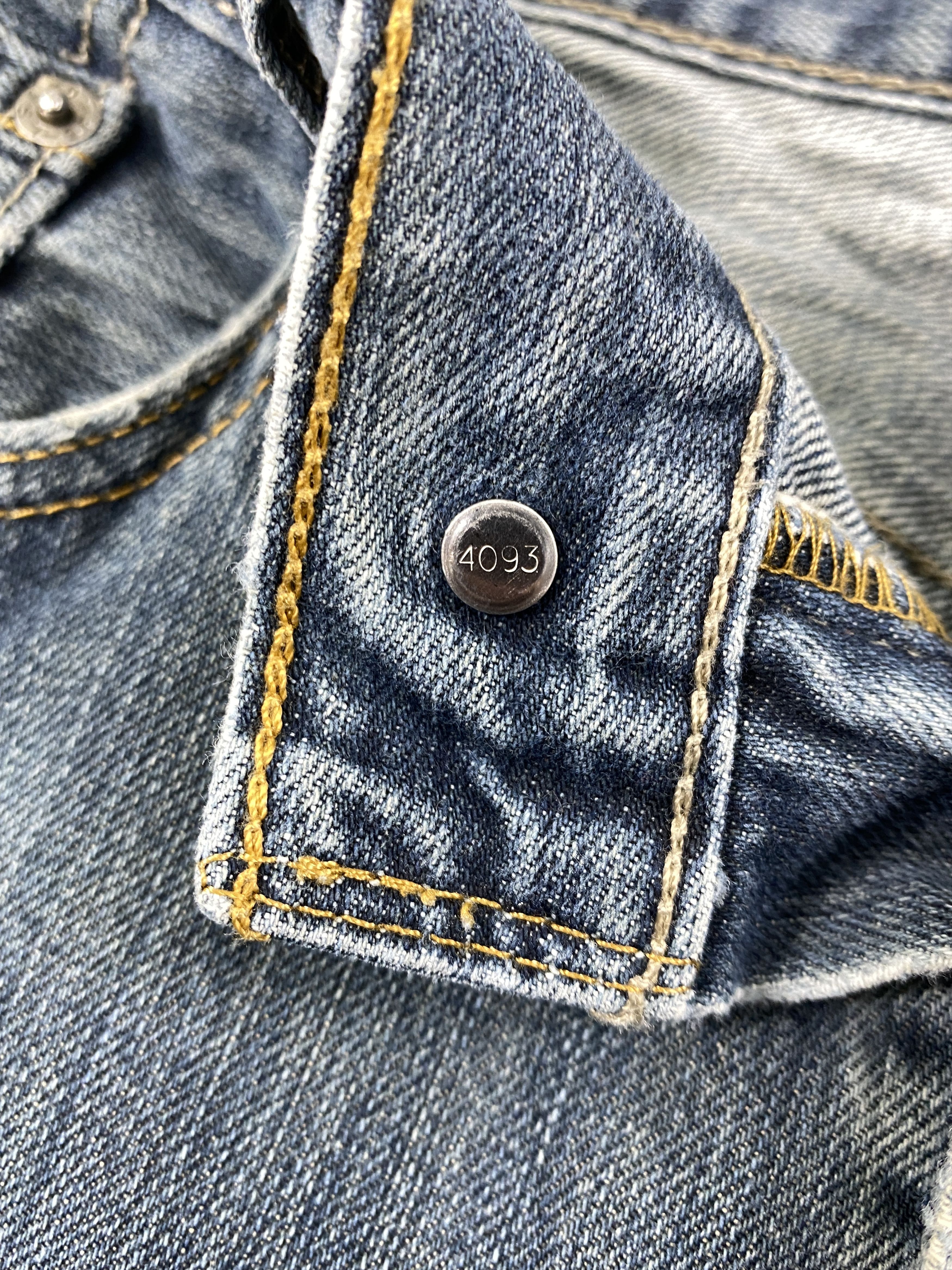 Levi's Faded Blue Vintage Levi's 505 Jeans 32x33.5 Denim JN1448 Size US 32 / EU 48 - 7 Thumbnail