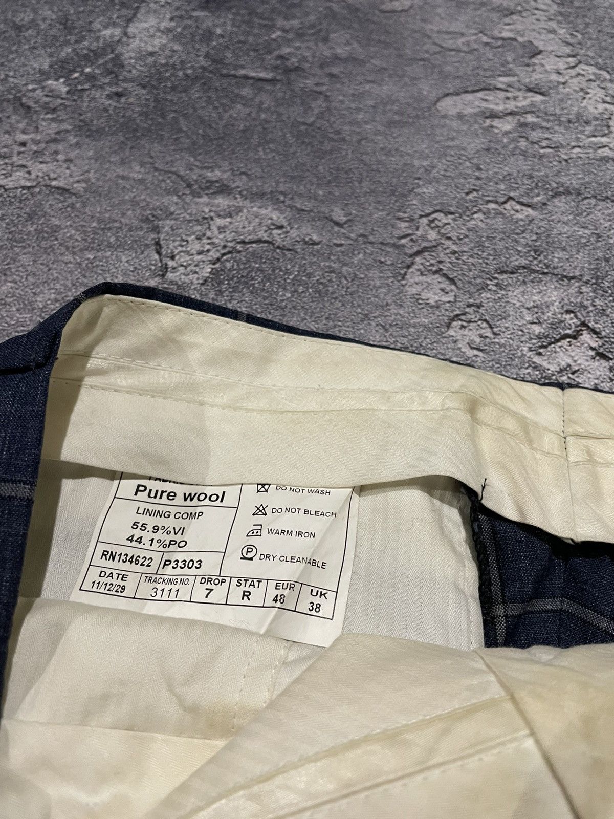 Suitsupply Vintage Suitsupply Pure Wool Super 110s Classic Suit Size 38S - 11 Thumbnail
