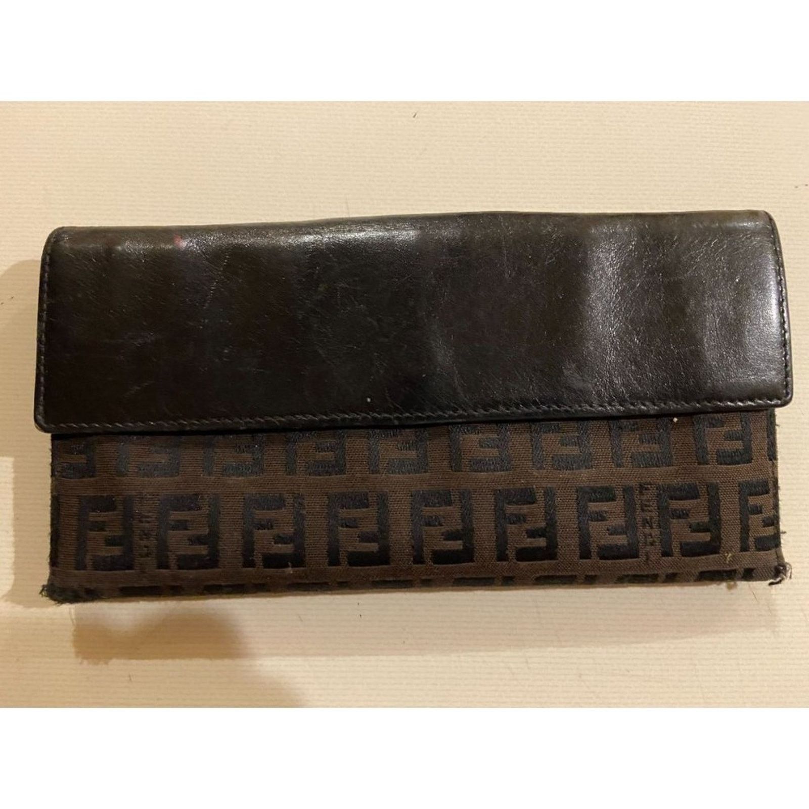 Fendi Fendi Vintage Leather & Logo Wallet Size ONE SIZE - 1 Thumbnail