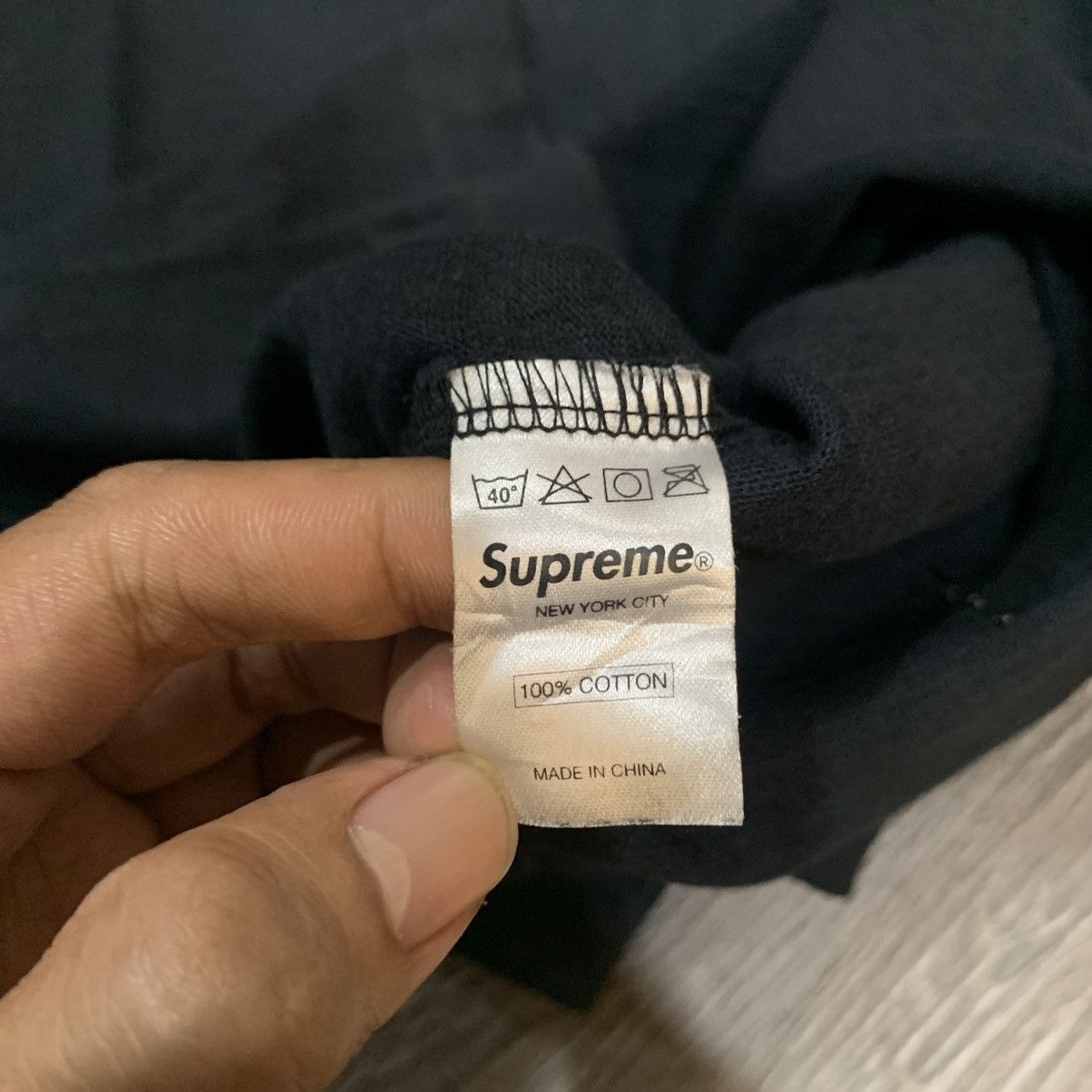 Supreme Supreme V Neck Football Longsleeve tee Size US S / EU 44-46 / 1 - 7 Thumbnail