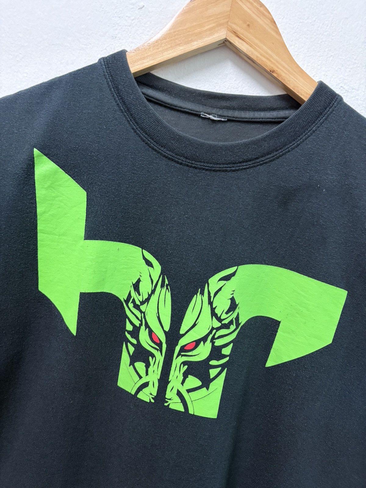 Japanese Brand × Vintage 2000's Hardstyle Republic Shuffle UK Version T-Shirt Size US S / EU 44-46 / 1 - 5 Thumbnail