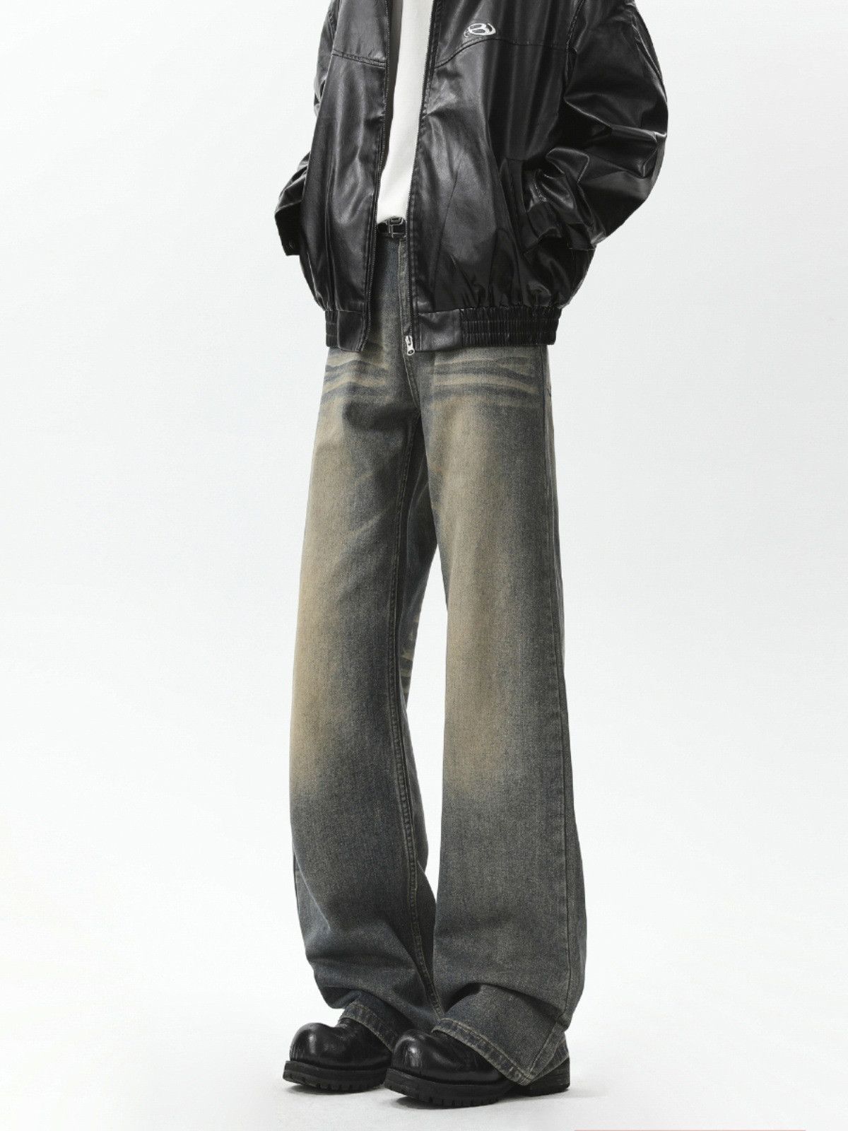 Japanese Brand Men's vintage washed distressed loose straight leg jeans Size US 32 / EU 48 - 3 Thumbnail
