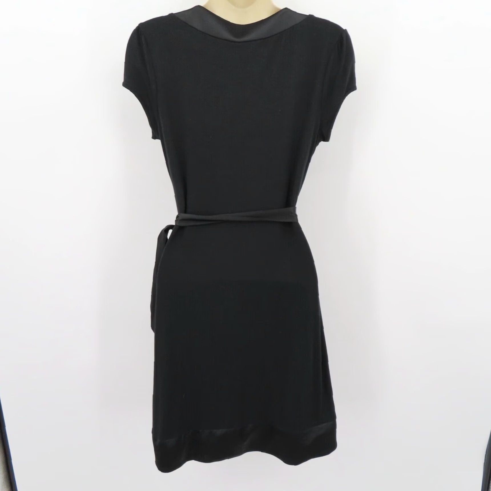 Express Express Wrap Dress Shirt Women XS Solid Black Satin Trim V Neck Cap Sleeve Cap Sleeve? Size XS / US 0-2 / IT 36-38 - 3 Thumbnail