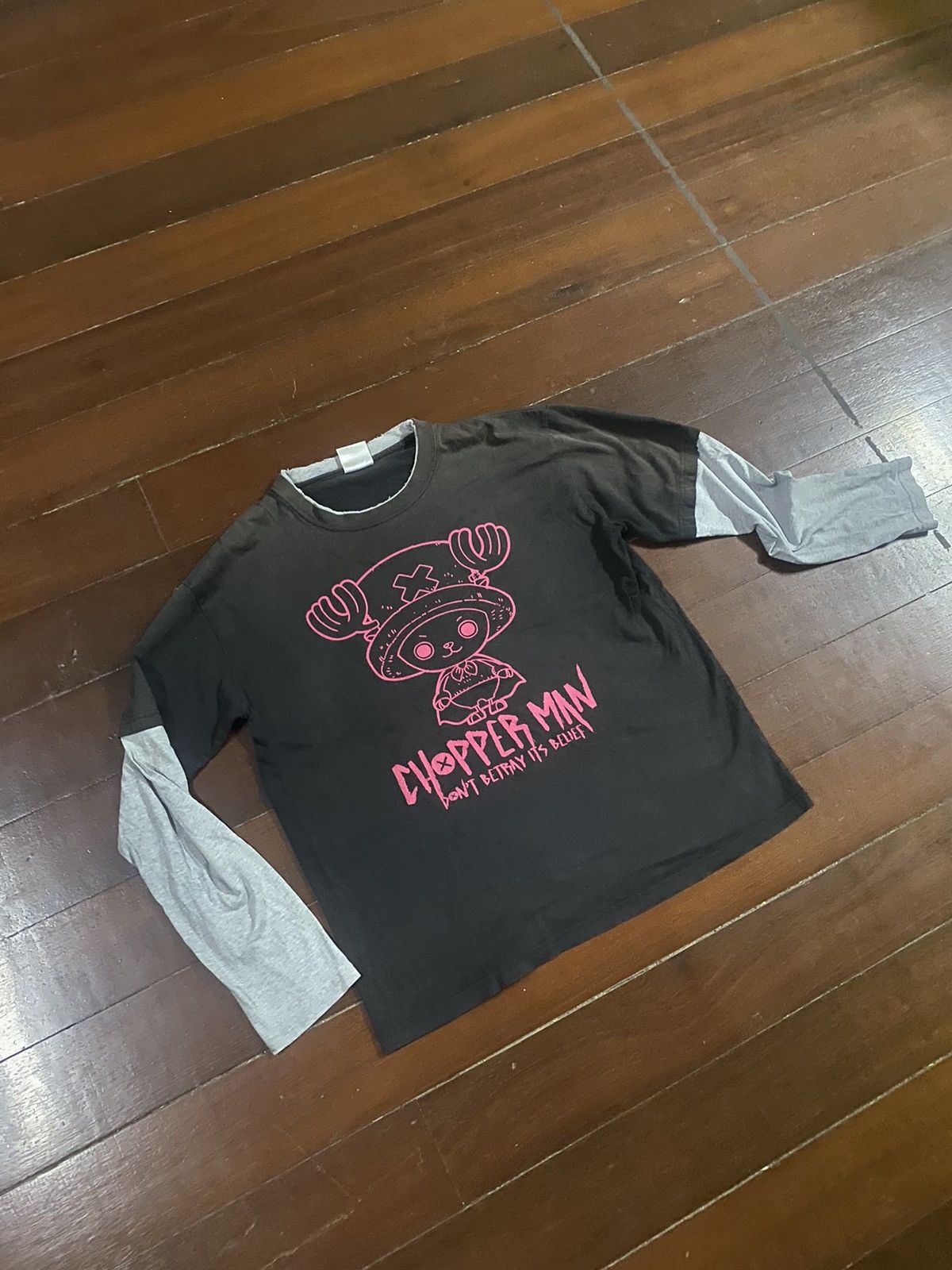Anime Vintage ONE PIECE tony chopper man sun faded Anime Tee Size US XL / EU 56 / 4 - 3 Thumbnail