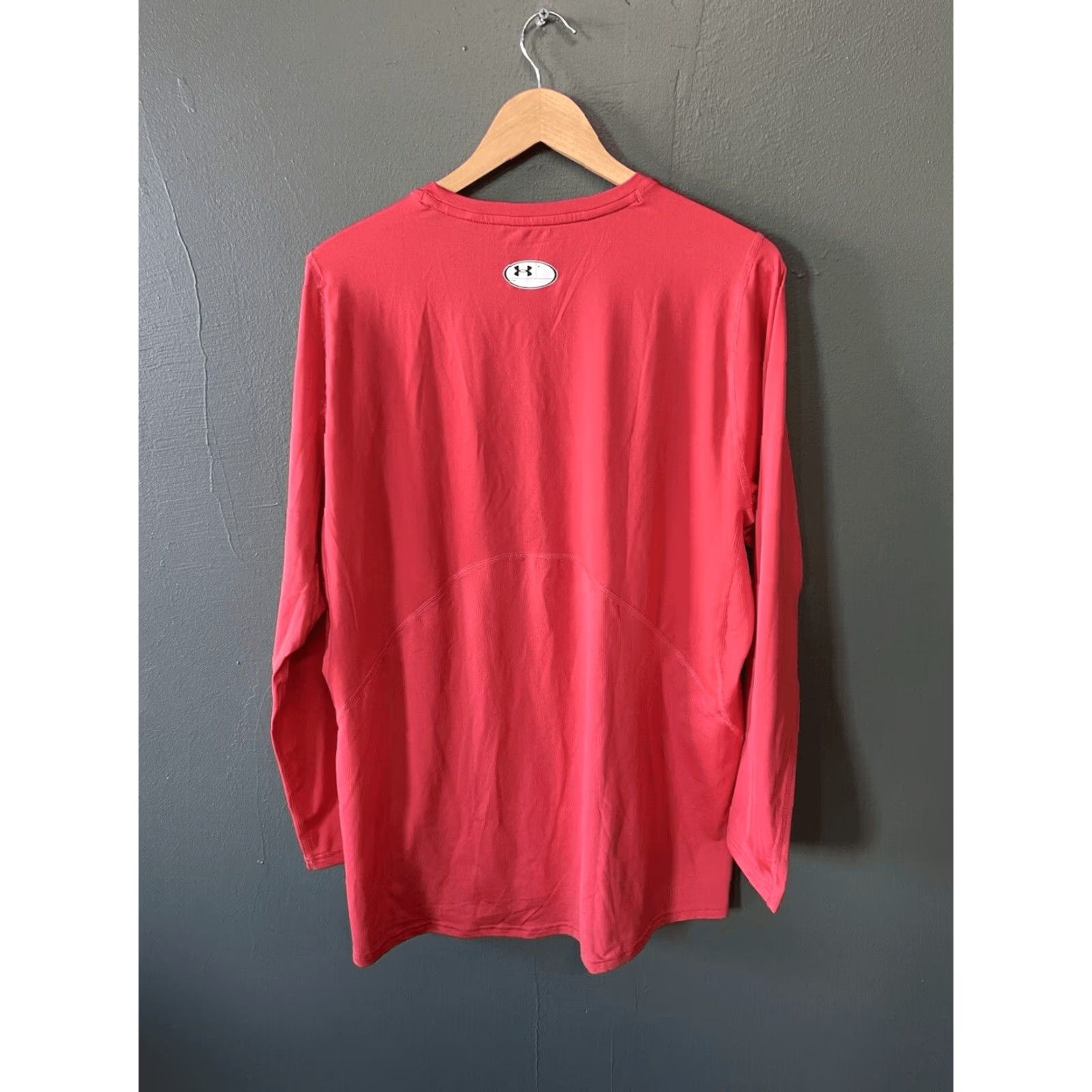 Under Armour Under Armour Mens Long Sleeve T-Shirt XL HeatGear Red Athletic Pullover Activewear Shirt - Men's Size XL Red HeatGear Size US XL / EU 56 / 4 - 2 Thumbnail