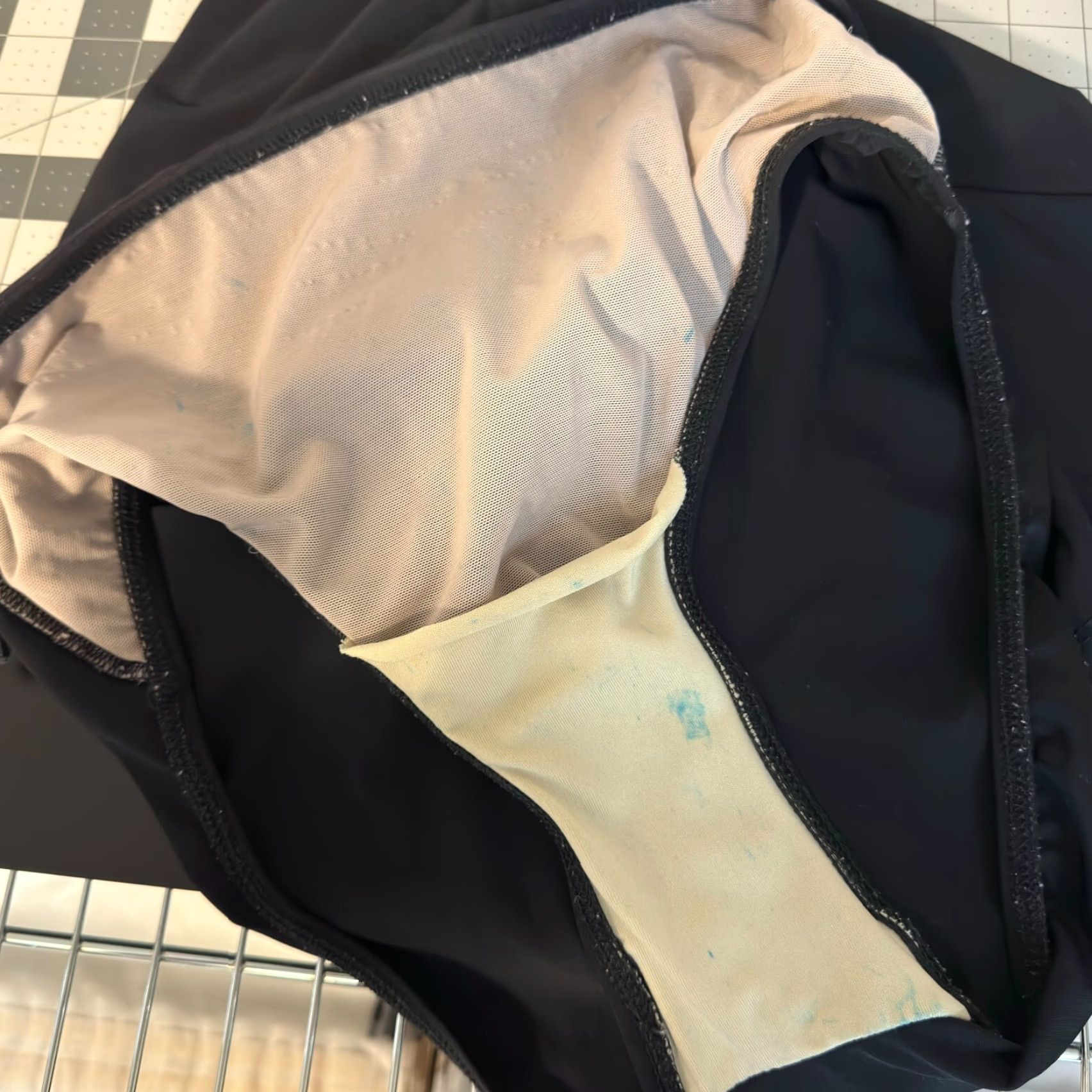 Vintage VINTAGE 90s Swim Skirt Bottoms 12 L Large Black Lined Cover Up Sporty Swimsuit - Nike Shirt Size 34" / US 12 / IT 48 - 4 Thumbnail