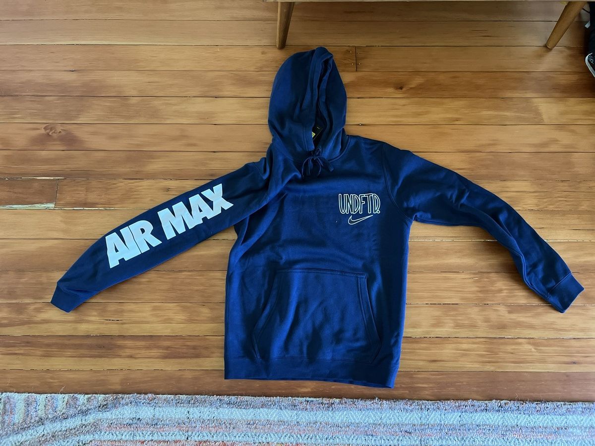 image of NWT Undefeated X Nike X Air Max in Navy, Men's (Size Small)