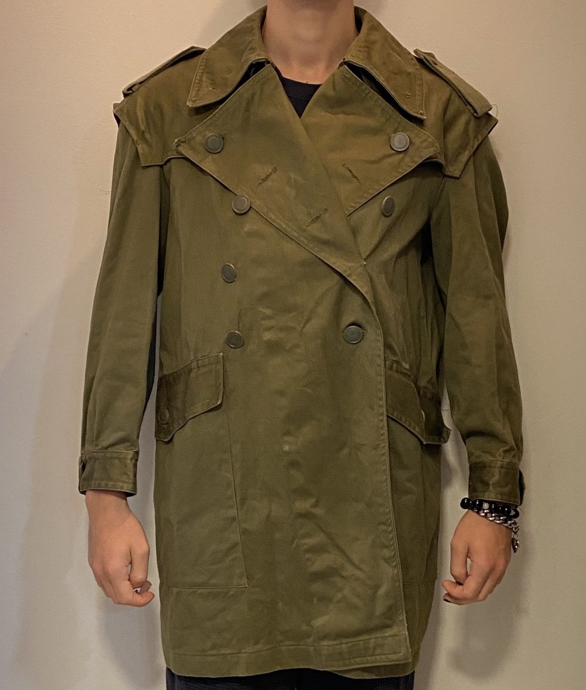 Vintage Vintage 1977 Spanish Army military Trench Coat Olive green Size US L / EU 52-54 / 3 - 13 Thumbnail