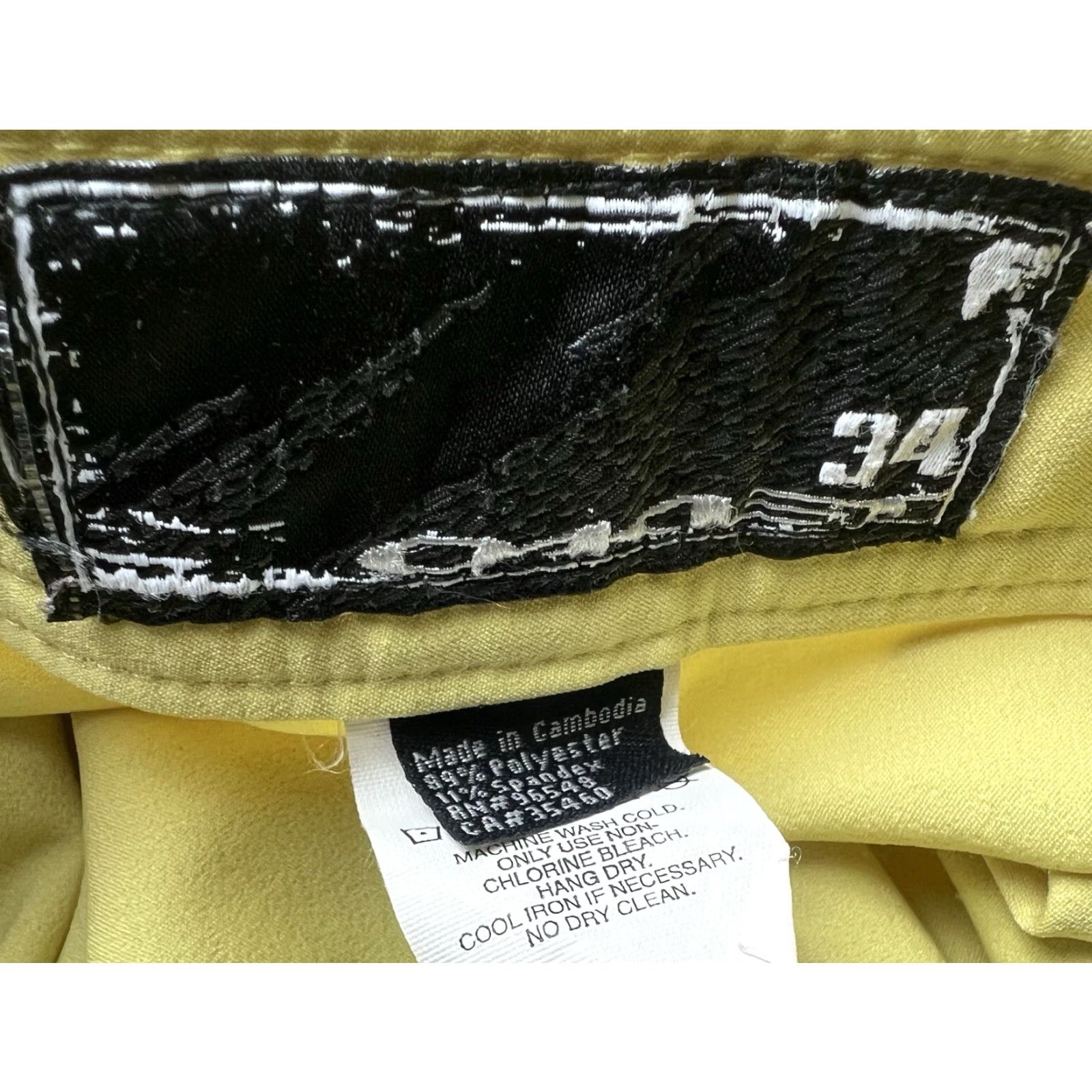 Oakley Oakley Men’s Boardshort Swim Trunks Board Shorts 34 Yellow Polyester Elastan Blended Fabric Drawstring Pockets Surfing Mens Size US 34 / EU 50 - 8 Thumbnail