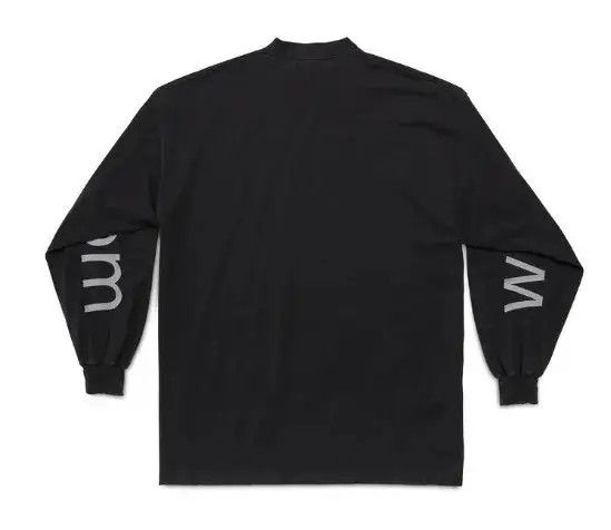 Balenciaga o1w1db11225 Bal.com Long Sleeve T- Shirt Oversized in Black Size US XXL / EU 58 / 5 - 2 Thumbnail
