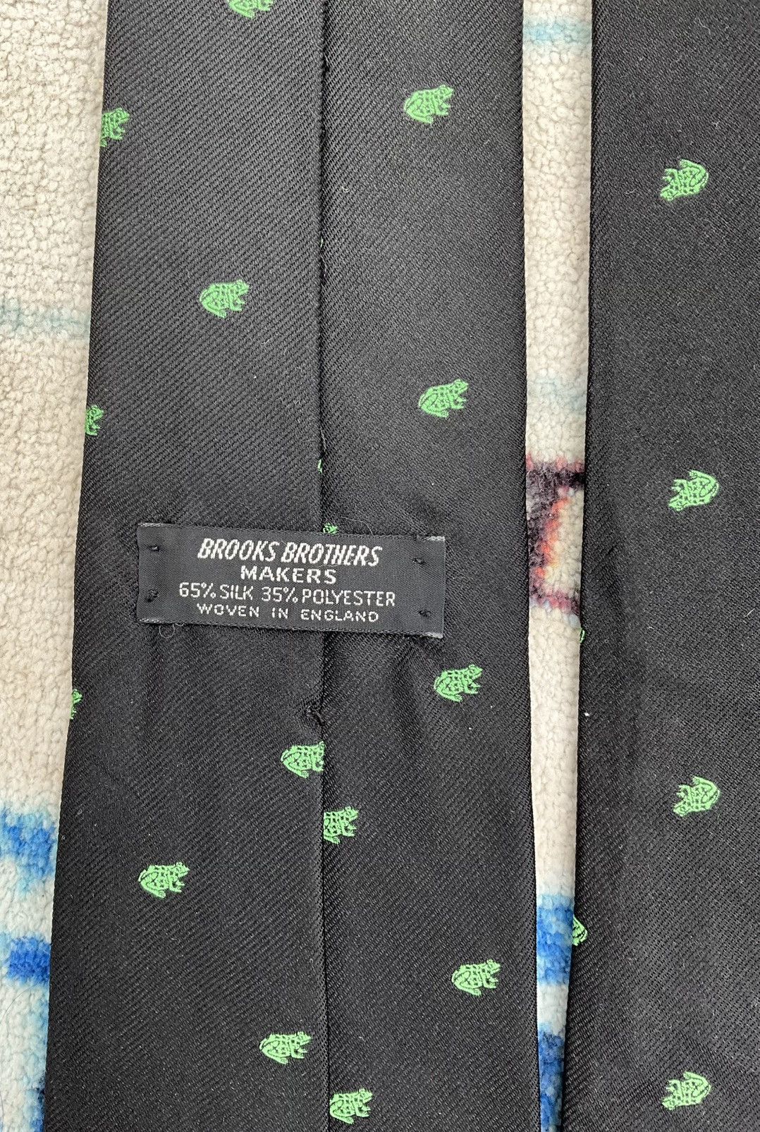 Brooks Brothers Brooks Brothers Silk Tie Black w/ Green Frogs USA 3.75 x 58 Size ONE SIZE - 5 Thumbnail