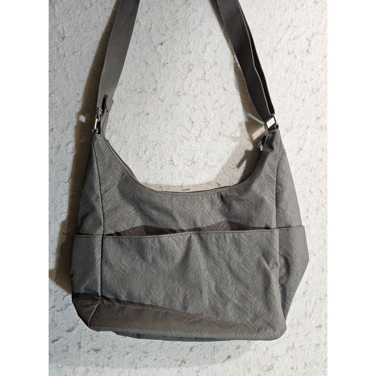 Vintage Baggallini Crossbody Bag Purse Nylon Black Signature Sliver Hardware Pockets 8x10x2in Medium Womens Size ONE SIZE - 6 Thumbnail