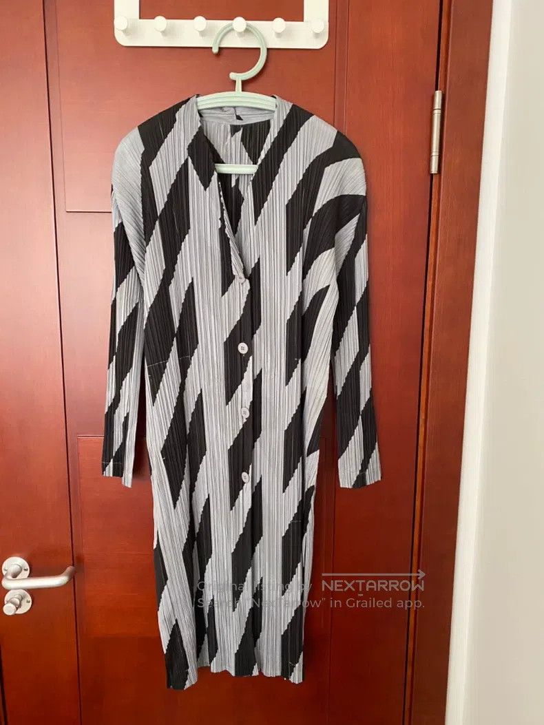 Issey Miyake Issey Miyake Long Cardigan Black Gray Color Block Size L / US 10 / IT 46 - 1 Thumbnail
