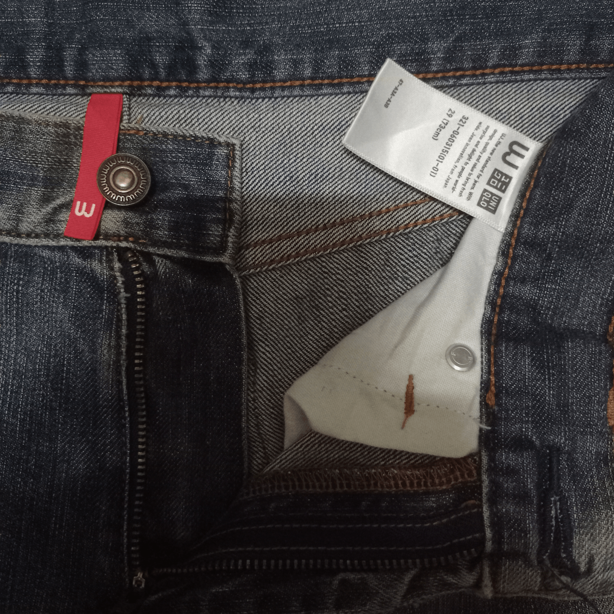 Japanese Brand × Uniqlo Vintage Japanese Uniqlo Blue Wash Distressed Jeans 30x28 Size US 30 / EU 46 - 3 Thumbnail