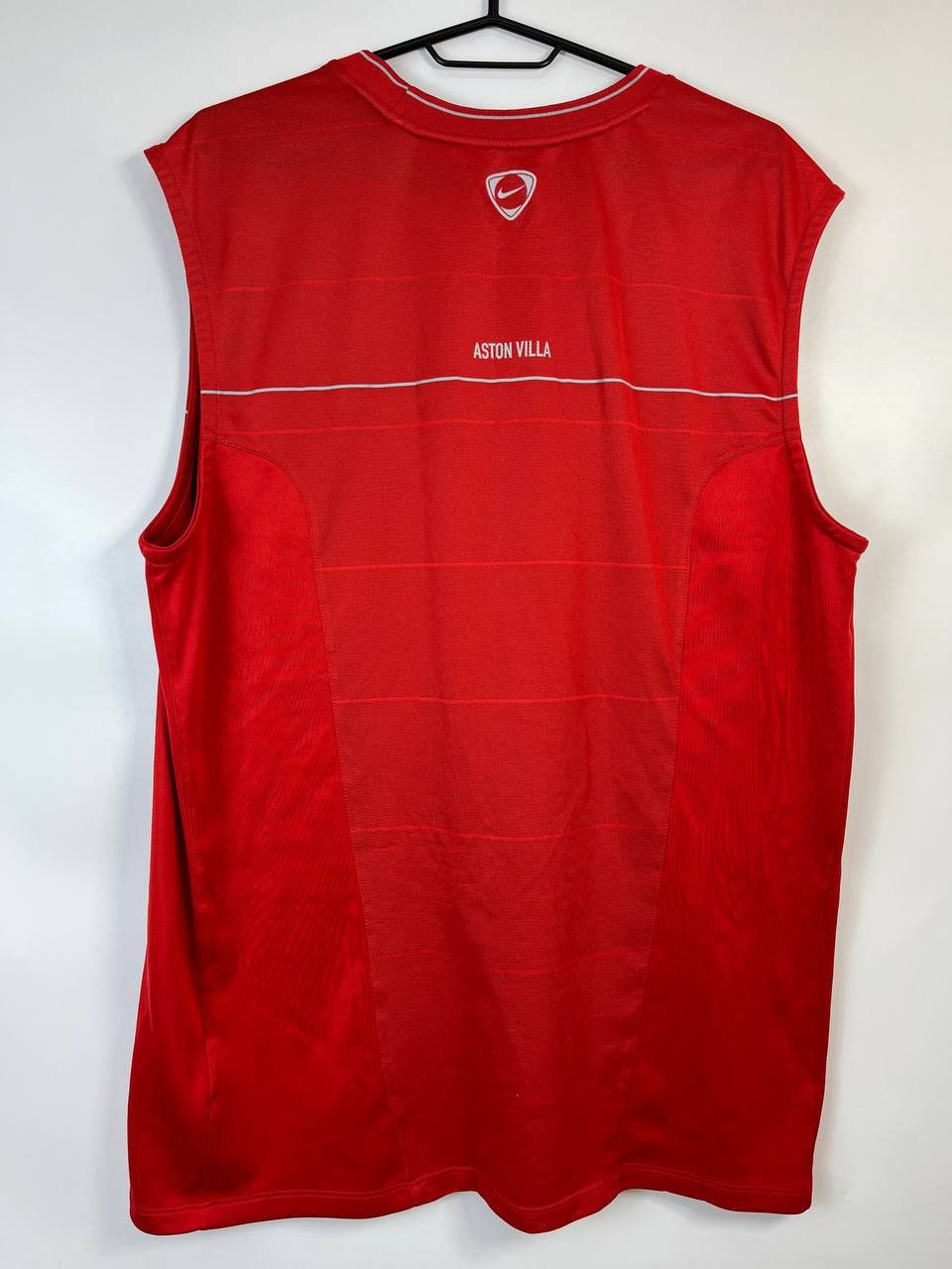 Nike ASTON VILLA Nike Training Vest Jersey Red Shirt Size XL Size US XL / EU 56 / 4 - 5 Thumbnail