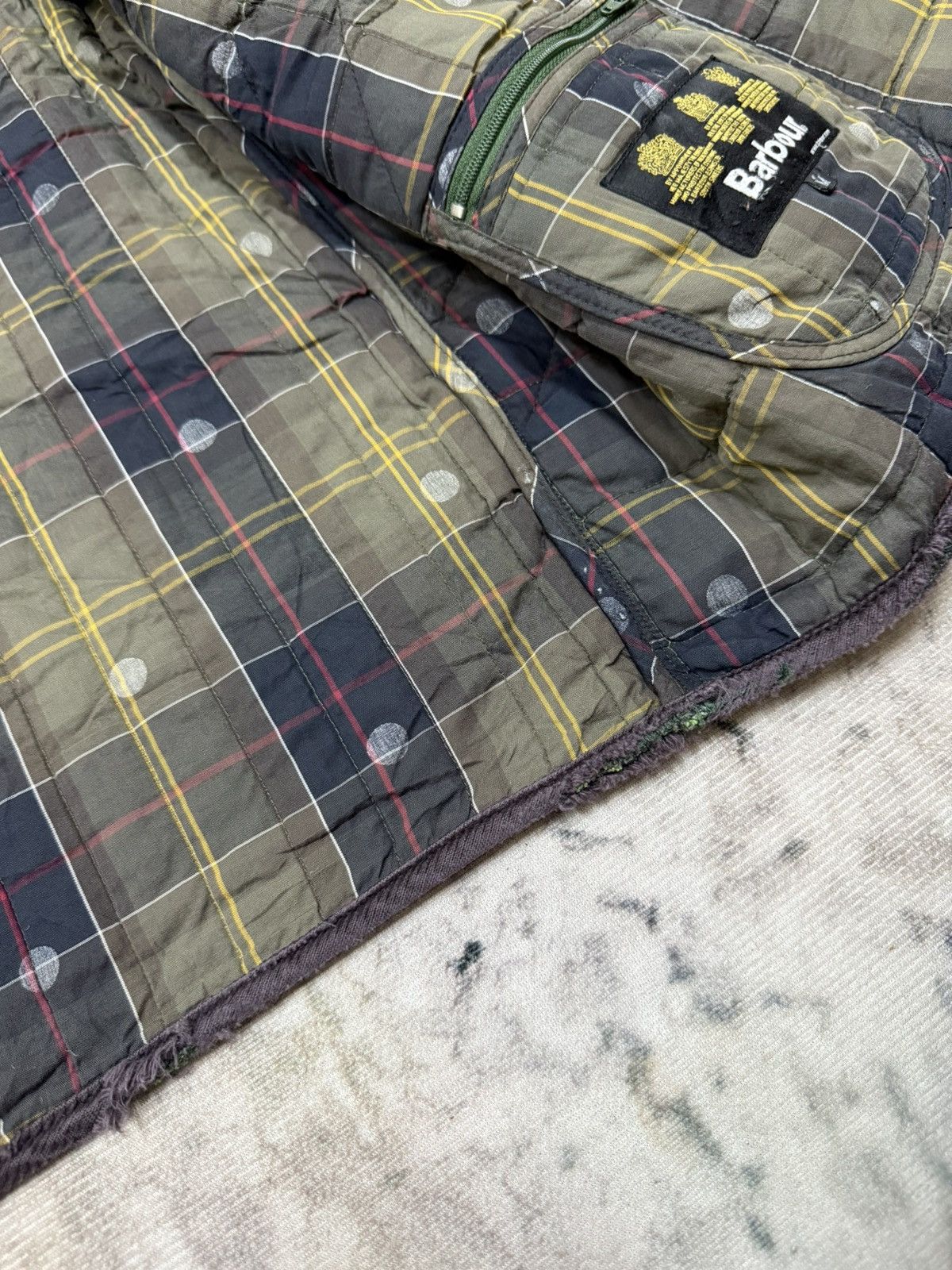 Barbour Barbour R.Newbold Quilted Cudroy Colar Down Jacket Size US S / EU 44-46 / 1 - 13 Thumbnail