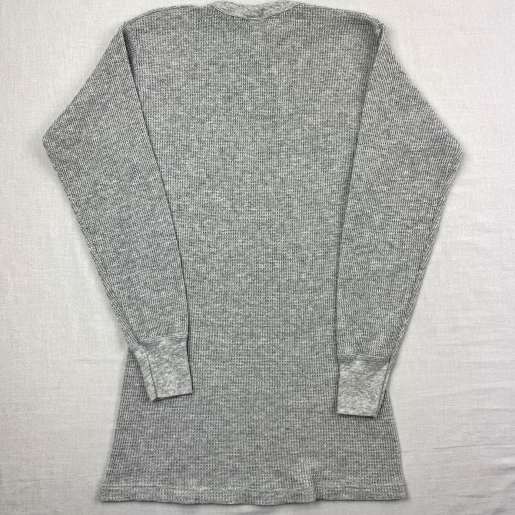 Vintage VINTAGE American Thermal Shirt XL Gray Adult Long Sleeve Crew Neck Hipster 80s Grunge Boy? Mens Size US XL / EU 56 / 4 - 7 Thumbnail