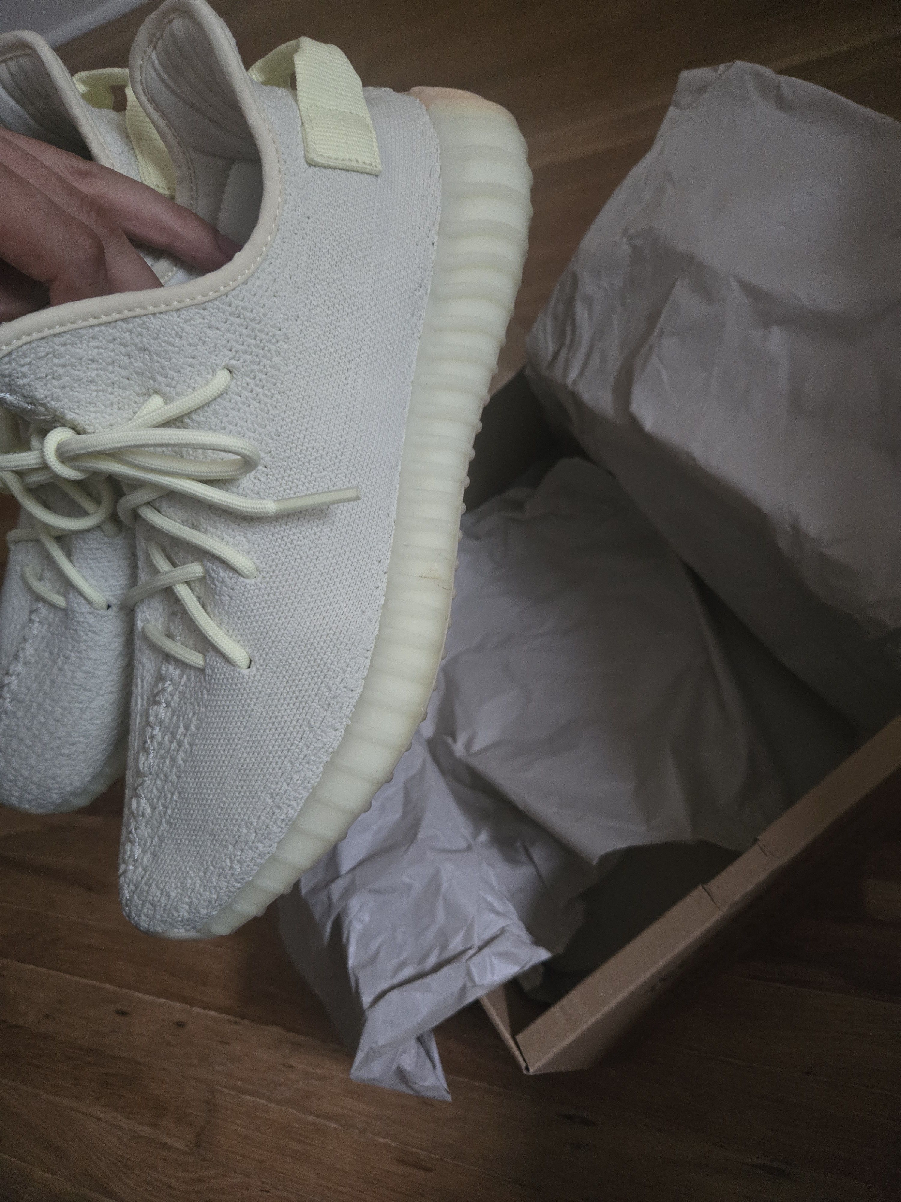 Yeezy Yeezy boost 350 v2 Butter Size US 11 / EU 44 - 5 Thumbnail