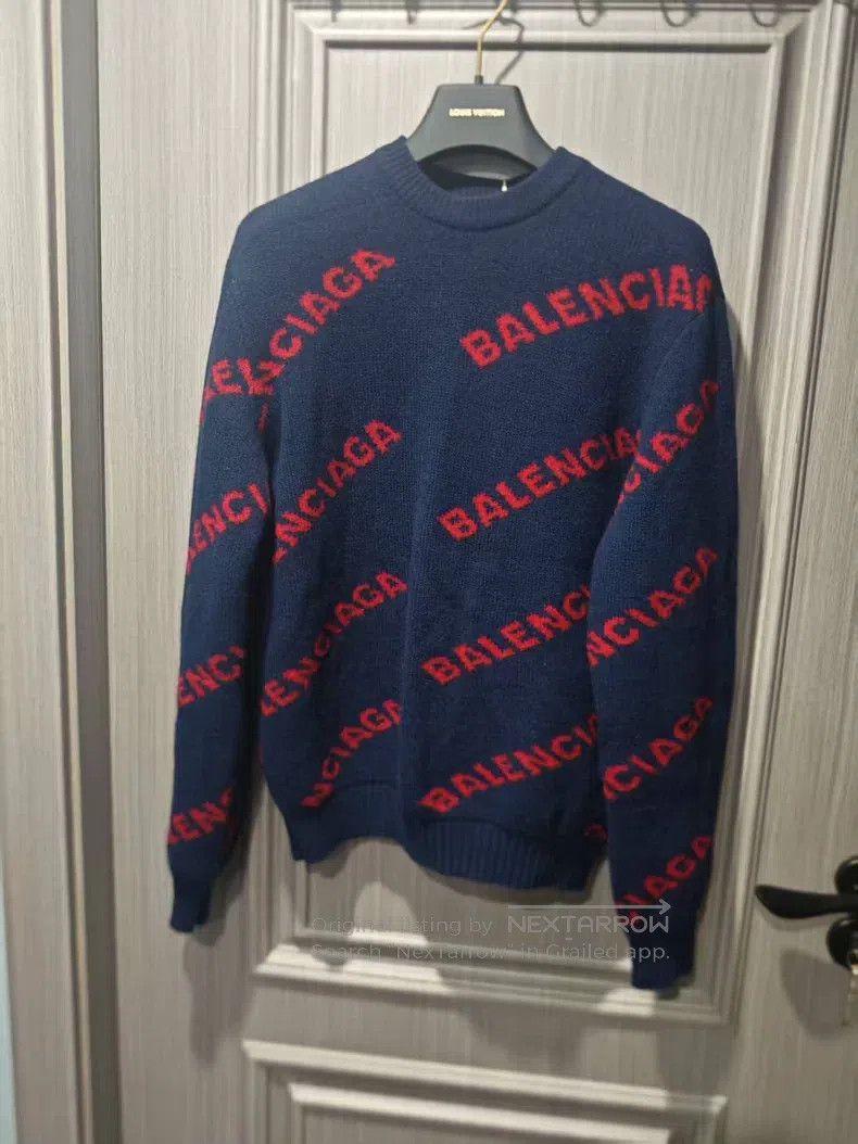 Balenciaga Balenciaga All-Over Logo Knit Sweater Size US XS / EU 42 / 0 - 1 Thumbnail