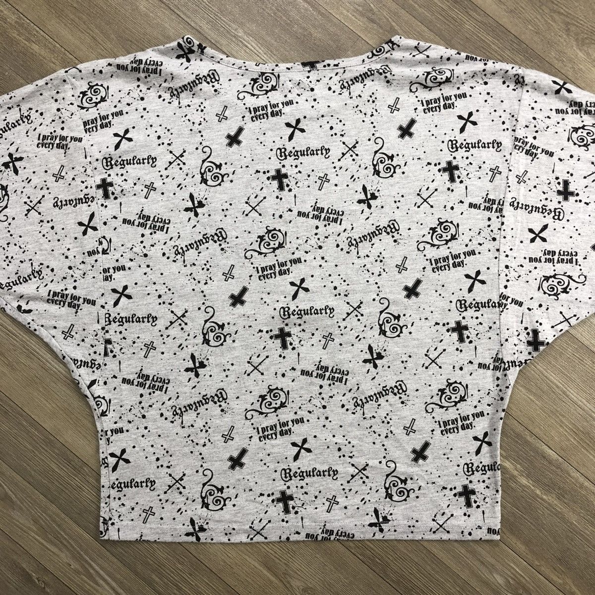 20471120 2000s Material blue H Anarchy Cross Gothic Grunge Punk Tee Size US S / EU 44-46 / 1 - 15 Thumbnail