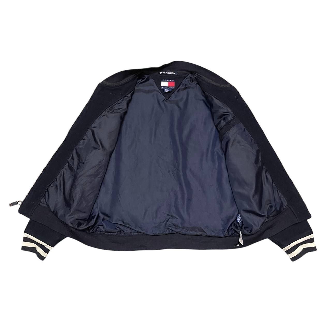 Tommy Hilfiger Vintage Tommy Hilfiger Bomber Jacket Size US M / EU 48-50 / 2 - 6 Thumbnail