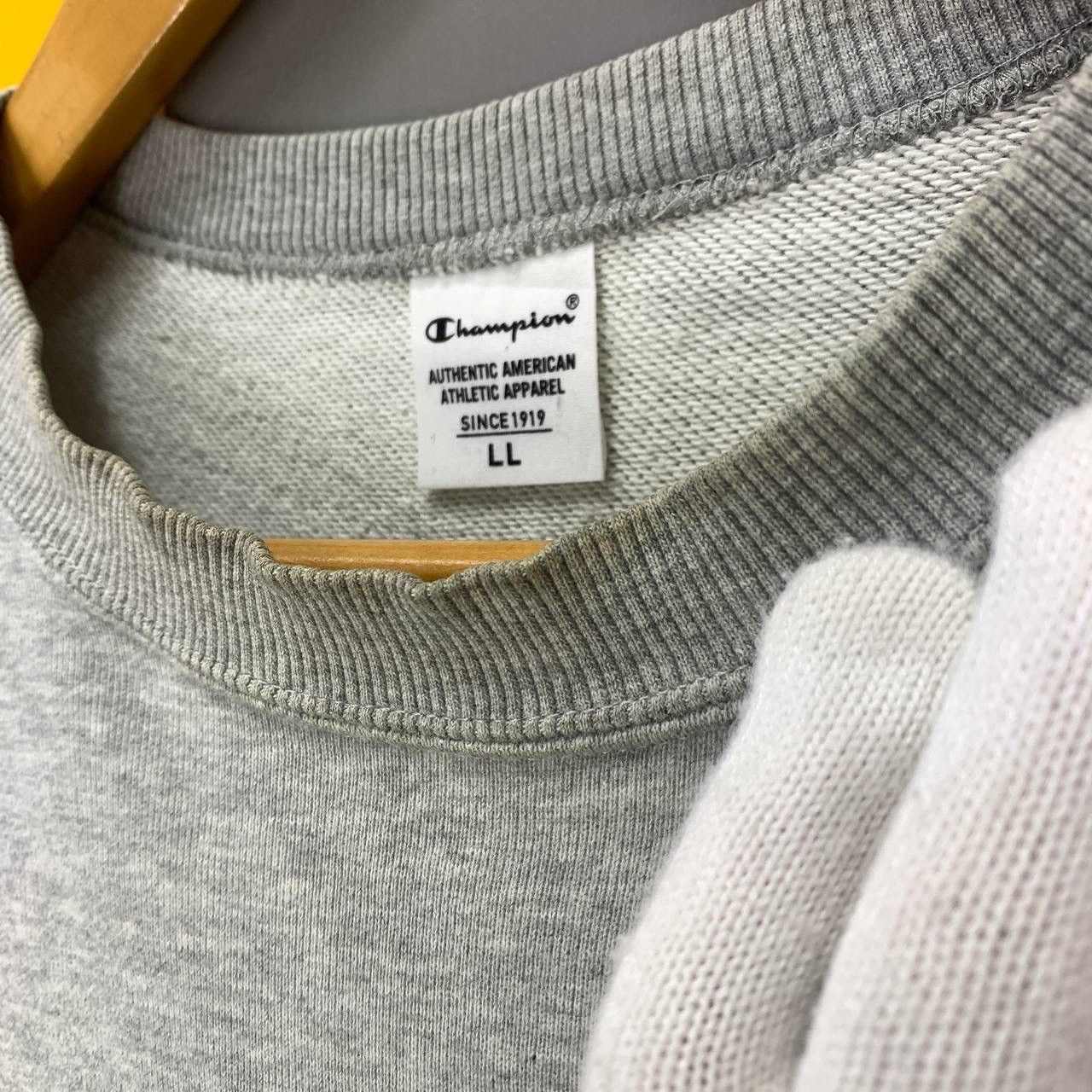 Champion CHAMPION Crew Neck Sweatshirt #2381-11 Size US M / EU 48-50 / 2 - 4 Thumbnail