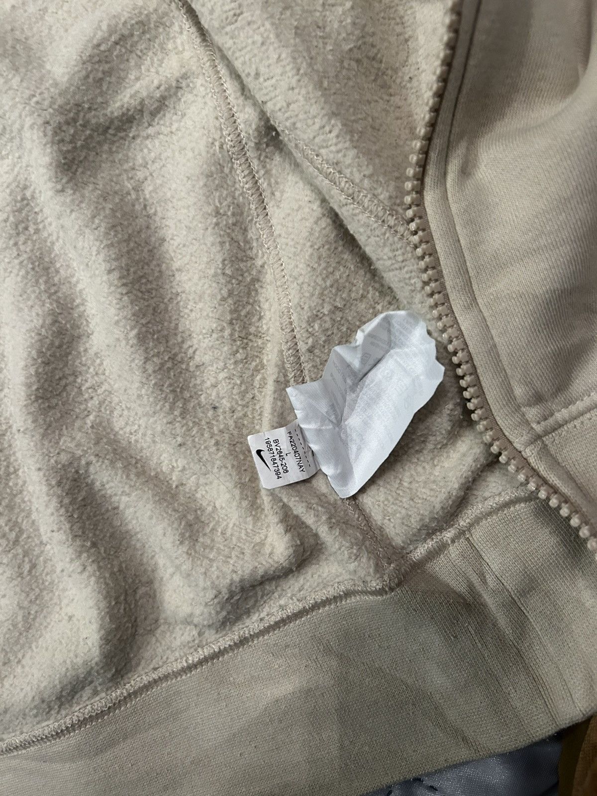 Nike Vintage Y2K Nike Full Zip Up Hoodie Beige Size US L / EU 52-54 / 3 - 4 Thumbnail