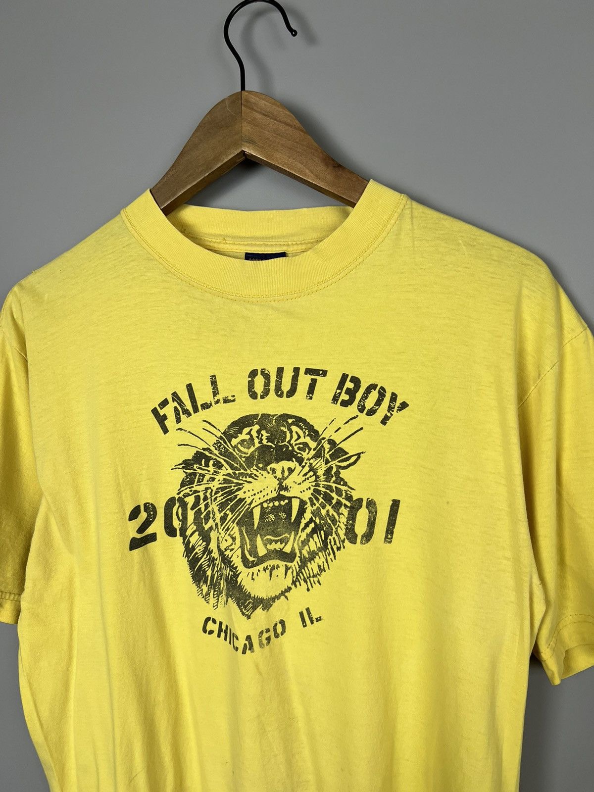 Band Tees Fall Out Boy 2001 vintage shirt Size US S / EU 44-46 / 1 - 2 Thumbnail