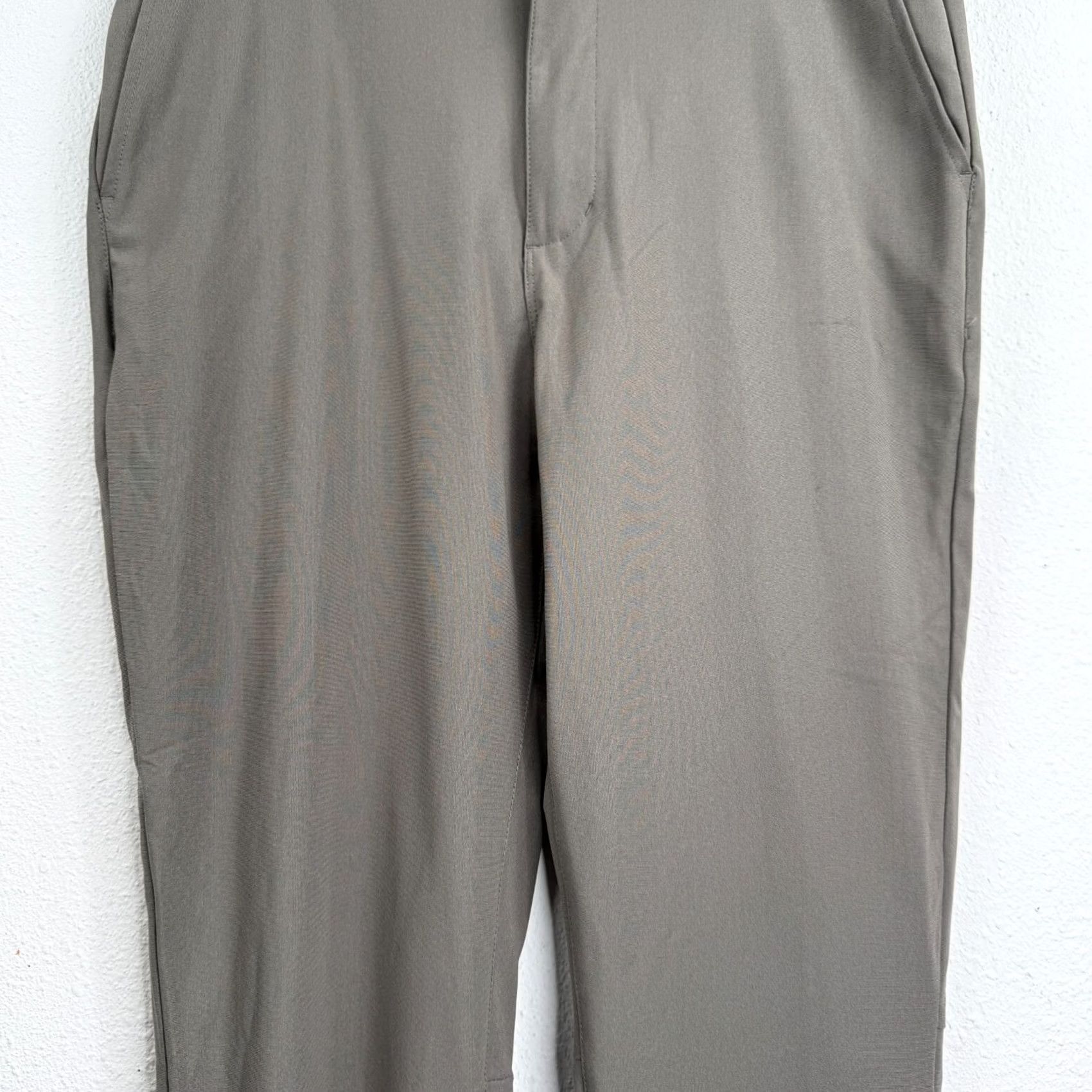 Cuts Cuts Clothing AO Joggers Mens XL Gray Tapered Leg Performance Drawstring? (Note: Original includes Elastic Waist, Flat Front, Zip, Polyester) Size US 34 / EU 50 - 3 Thumbnail