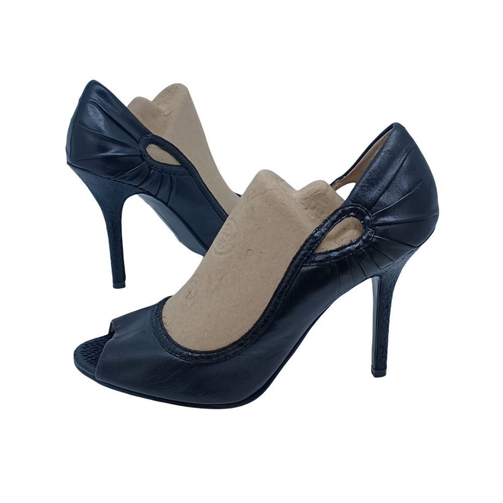 Nine West ❤️NINE WEST Black Leather Peep Toe Stiletto Heels Sz 8M (Run Size US 8 / IT 38 - 2 Thumbnail